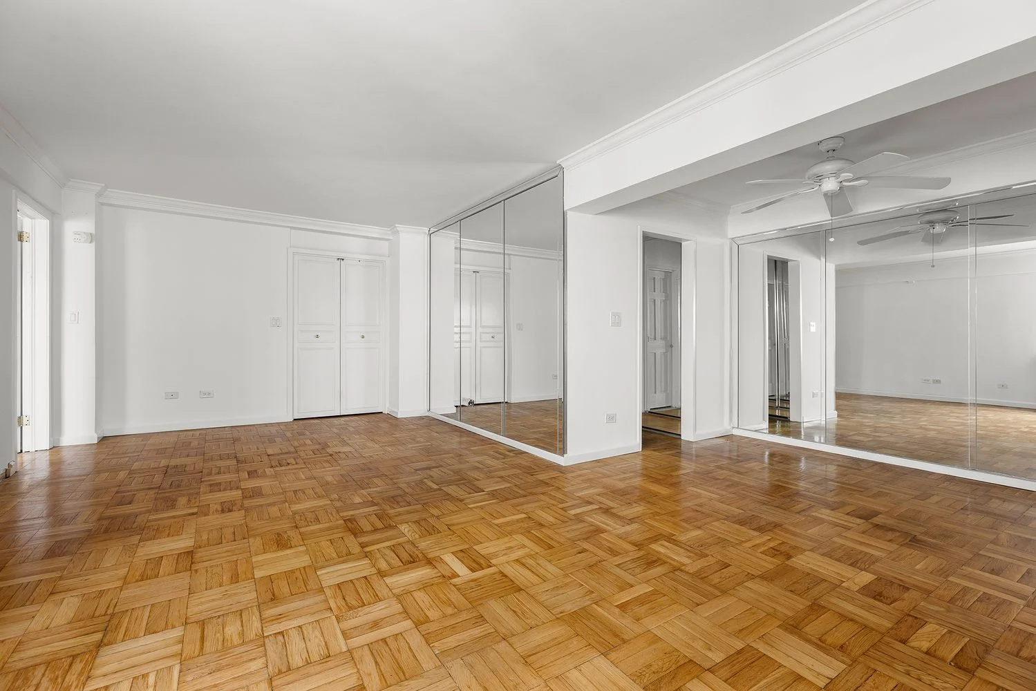 Apartamento de 1 Dormitorio en Venta en Manhattan – 100 West 57th Street – New York – NY - 1