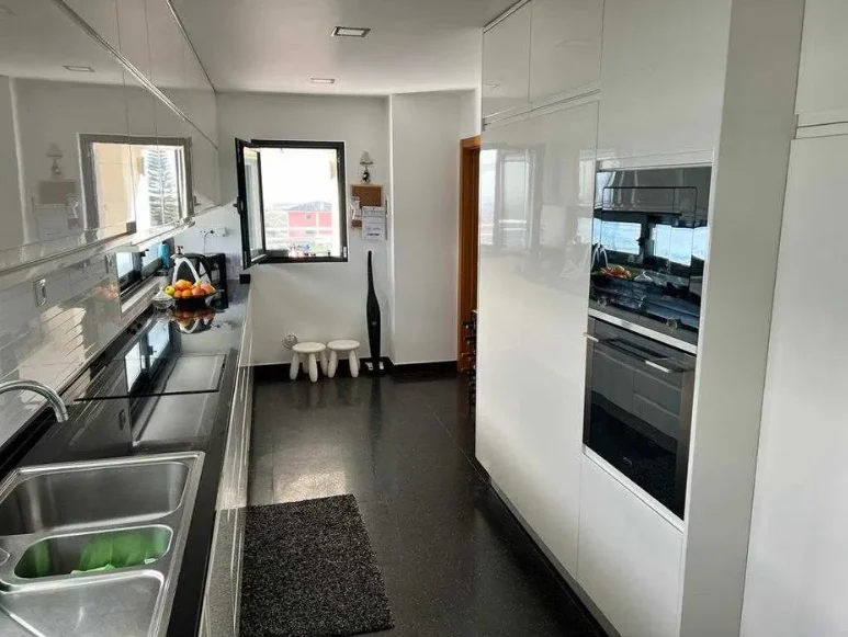 Apartamento de 3 Dormitorios en Venta en Oeiras – Lisboa – PT - 5