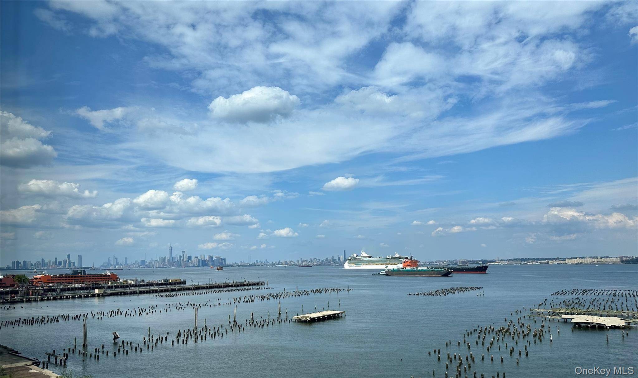 Apartamento à Venda em Staten Island - Nova Iorque - EUA - 1
