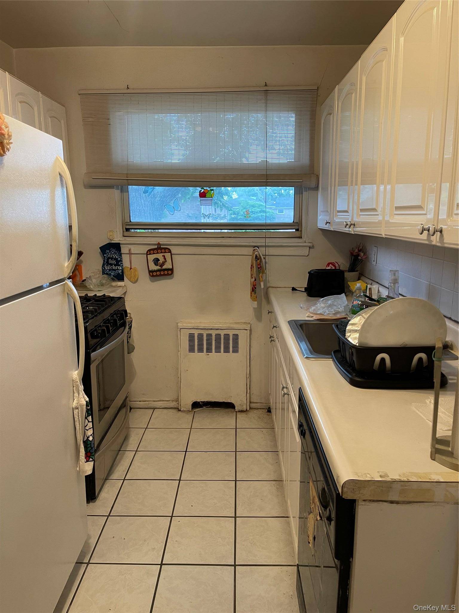 Apartamento com 1 Quartos à Venda em New Hyde Park - Nova Iorque - EUA - 2