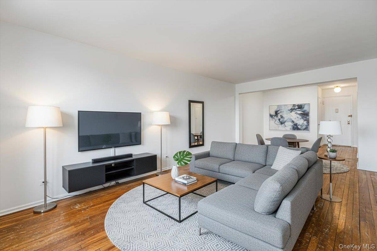 Apartamento com 1 Quartos à Venda em Queens Village - Nova Iorque - EUA - 1