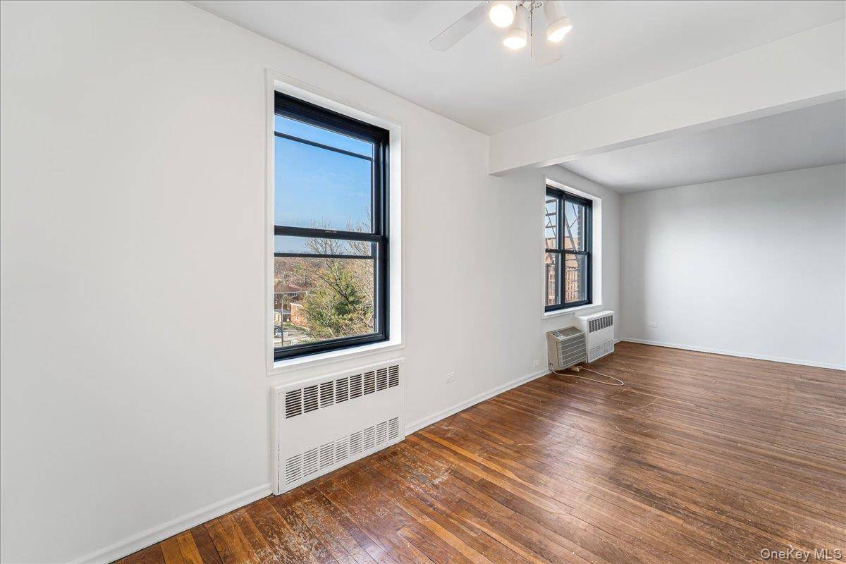 Apartamento com 1 Quartos à Venda em Queens Village - Nova Iorque - EUA - 7