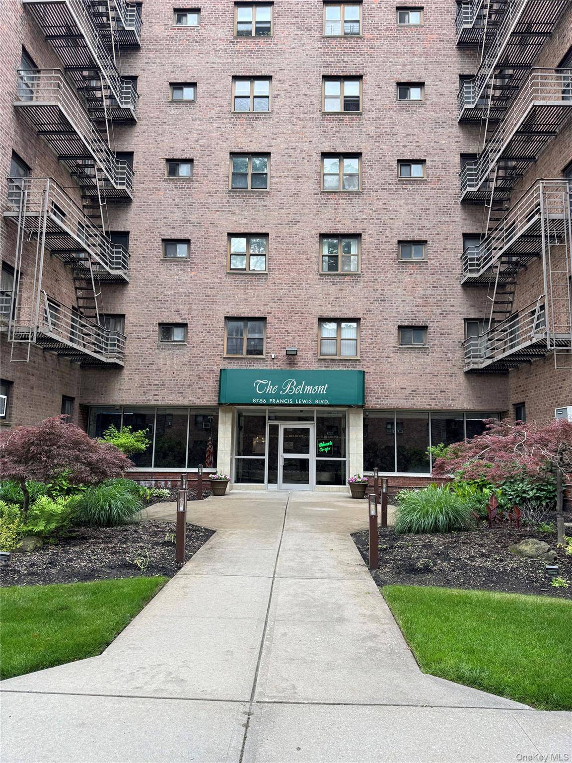 Apartamento com 1 Quartos à Venda em Queens Village - Nova Iorque - EUA - 1