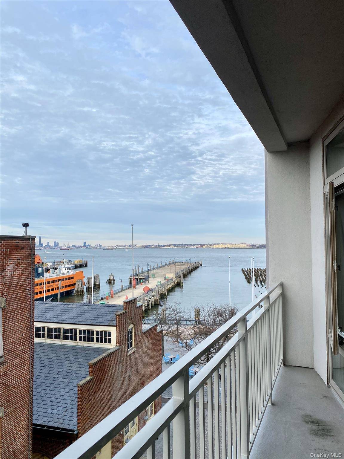 Apartamento com 1 Quartos à Venda em Staten Island - Nova Iorque - EUA - 1