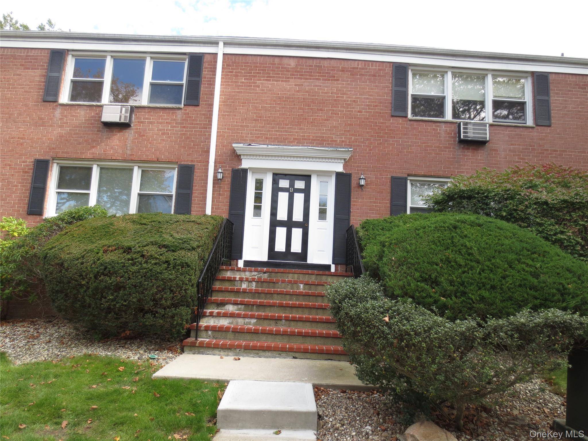Apartamento com 1 Quartos à Venda em Suffern - Nova Iorque - EUA - 1