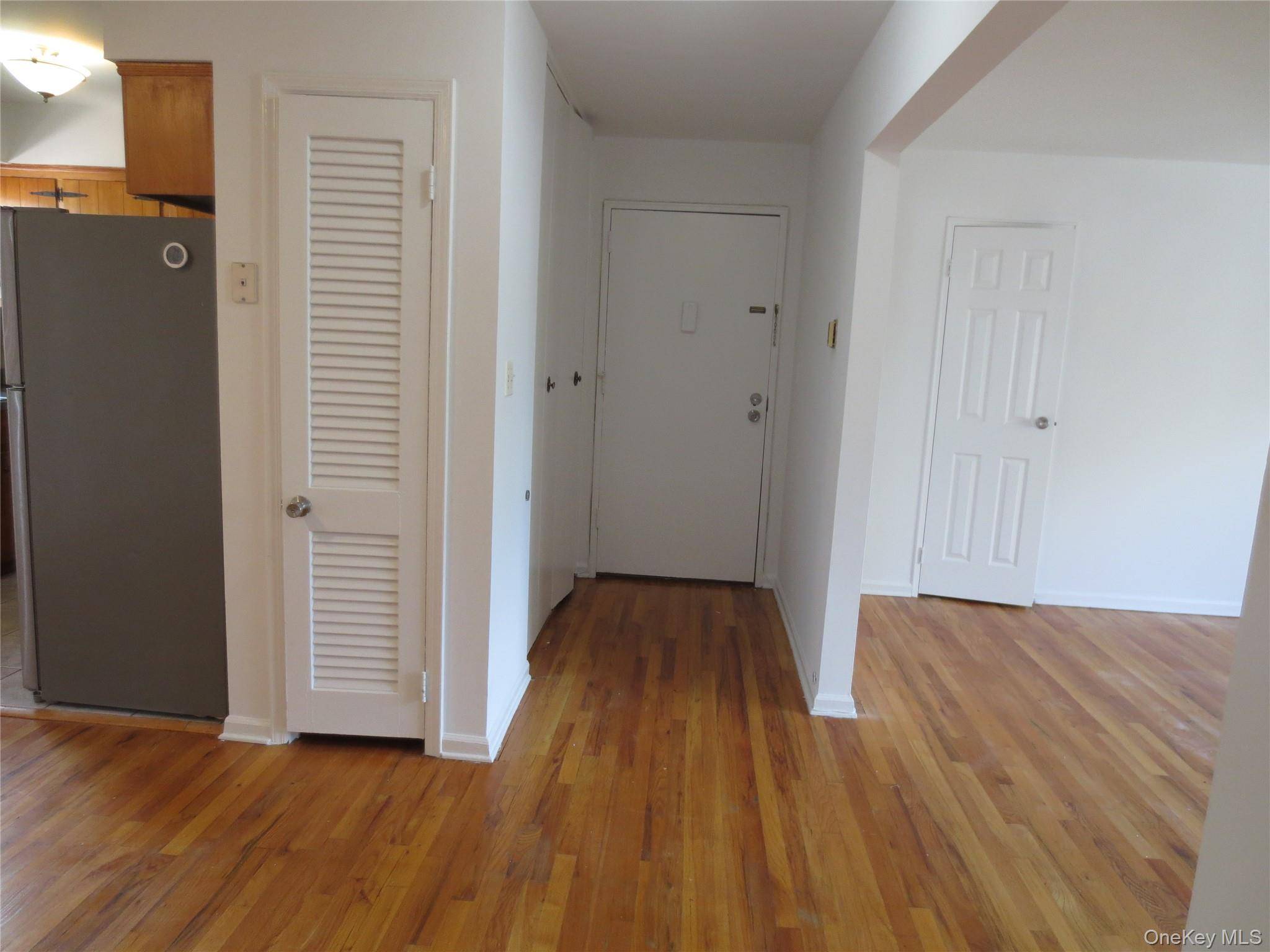 Apartamento com 1 Quartos à Venda em Suffern - Nova Iorque - EUA - 2