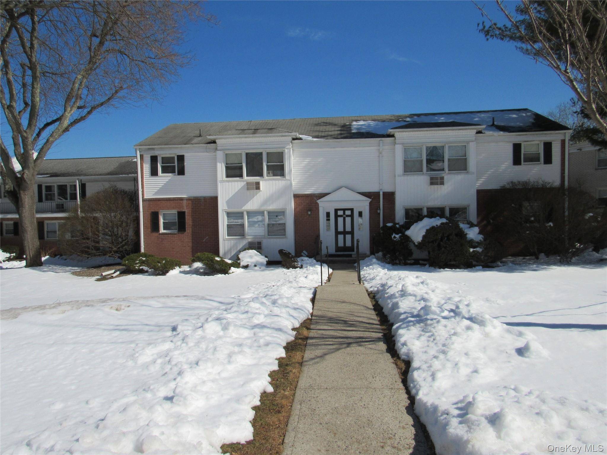 Apartamento com 1 Quartos à Venda em Suffern - Nova Iorque - EUA - 1