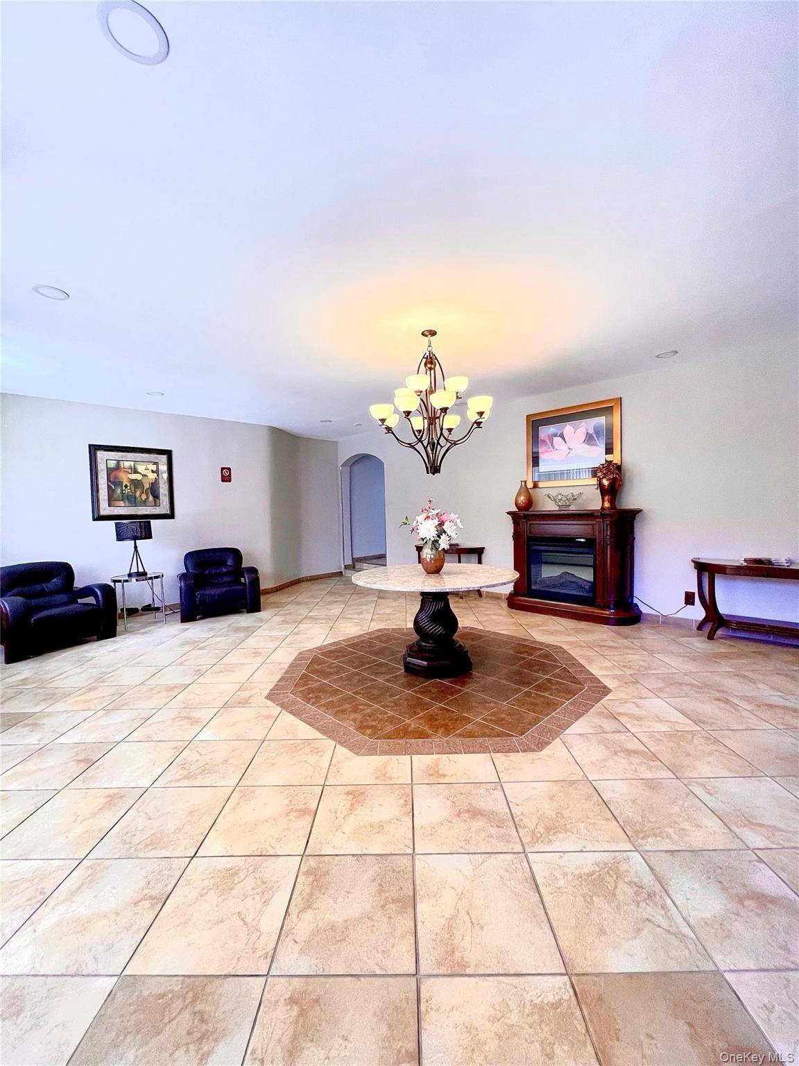 1 Bedroom Apartment for Sale in Suffern - New York - USA - 6
