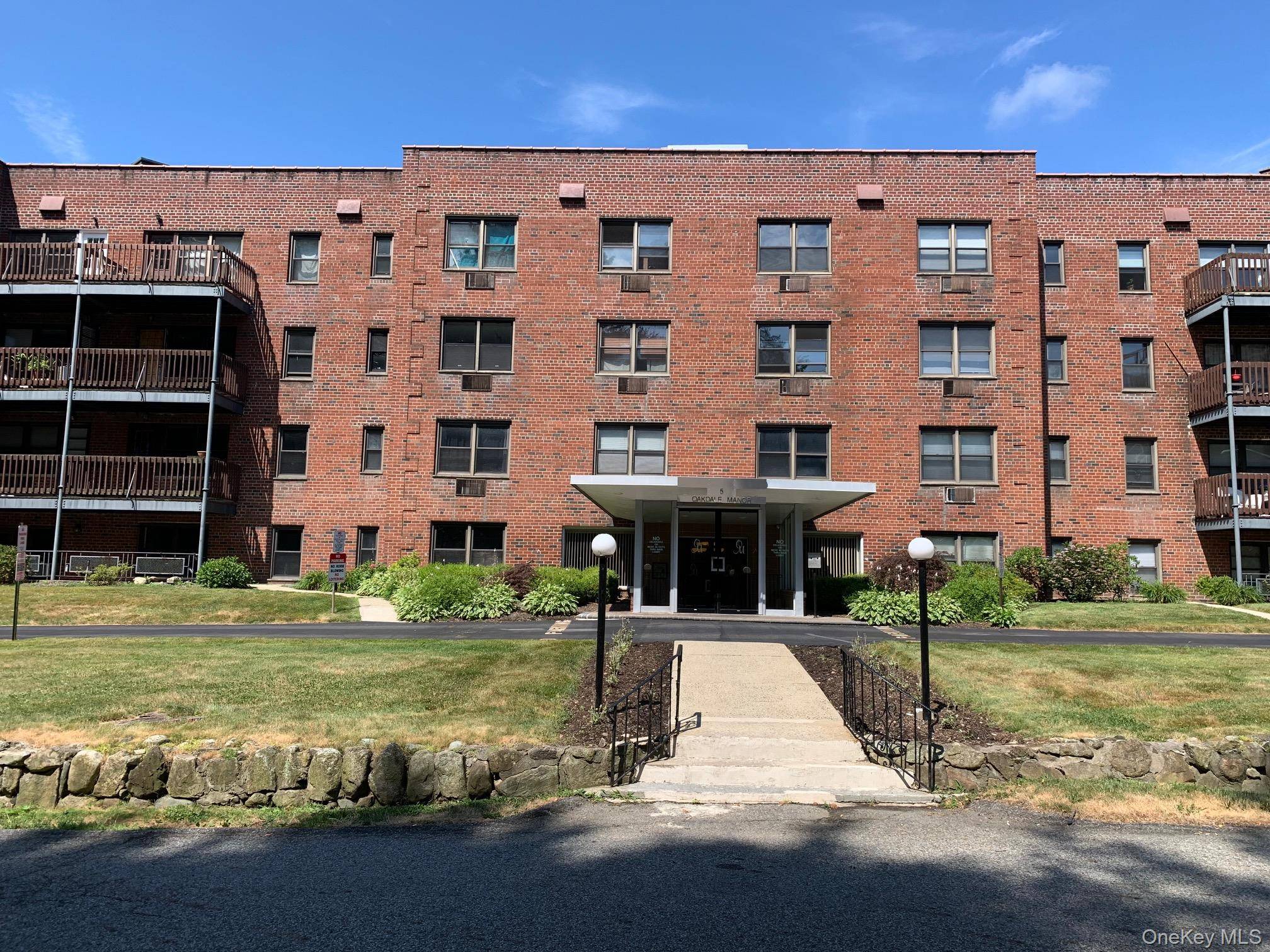 Apartamento com 1 Quartos à Venda em Suffern - Nova Iorque - EUA - 1