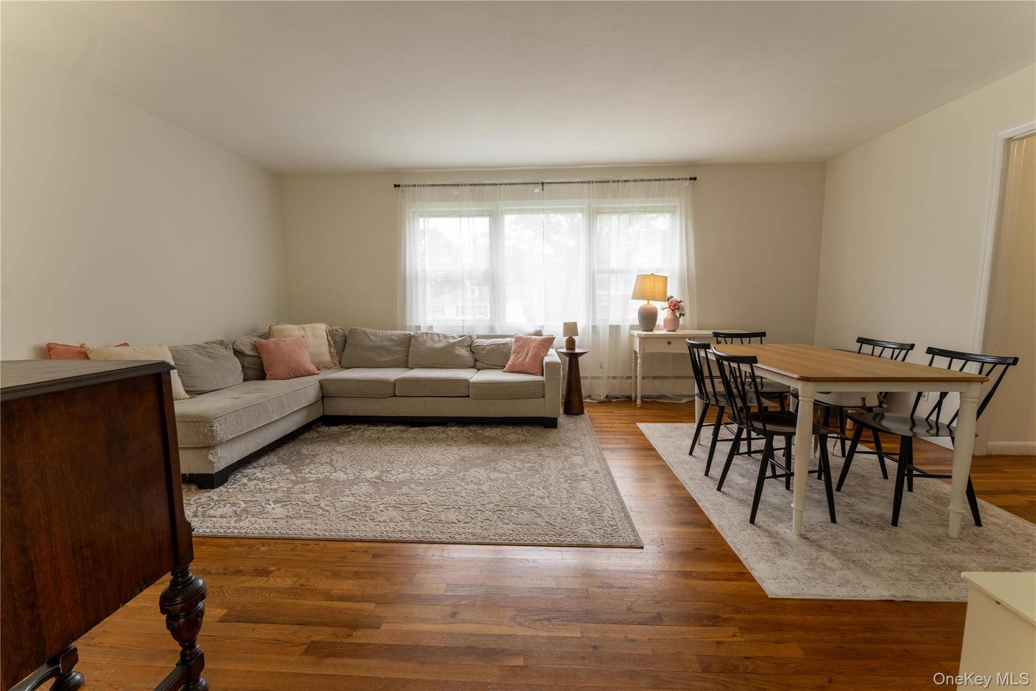 Apartamento con 1 Dormitorio en Venta en Suffern - Nueva York - EE. UU. - 3