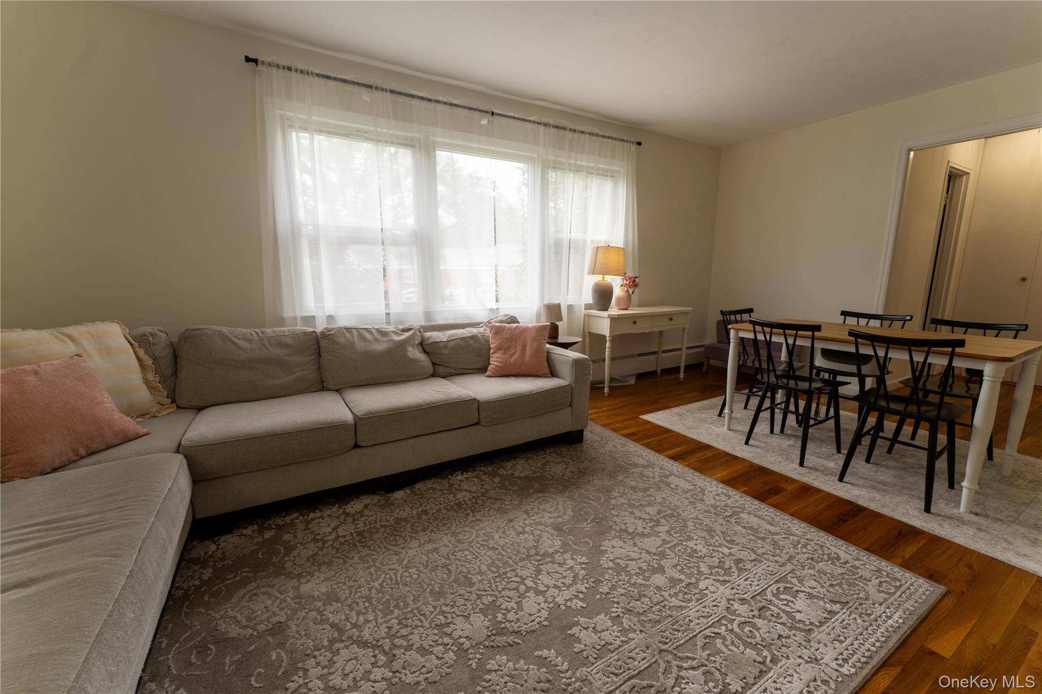 Apartamento con 1 Dormitorio en Venta en Suffern - Nueva York - EE. UU. - 6