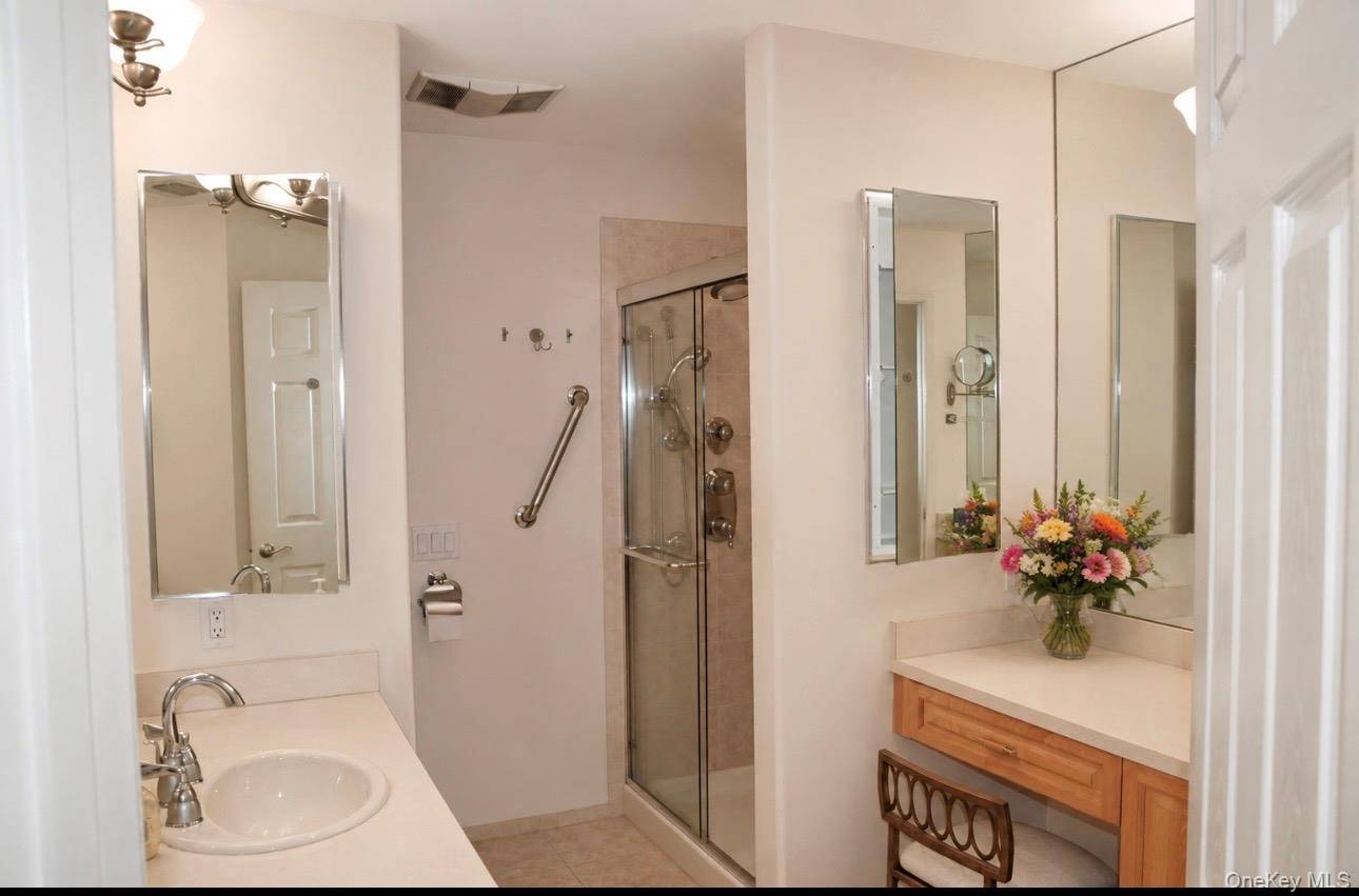 Apartamento com 2 Quartos à Venda em Plainview - Nova Iorque - EUA - 6