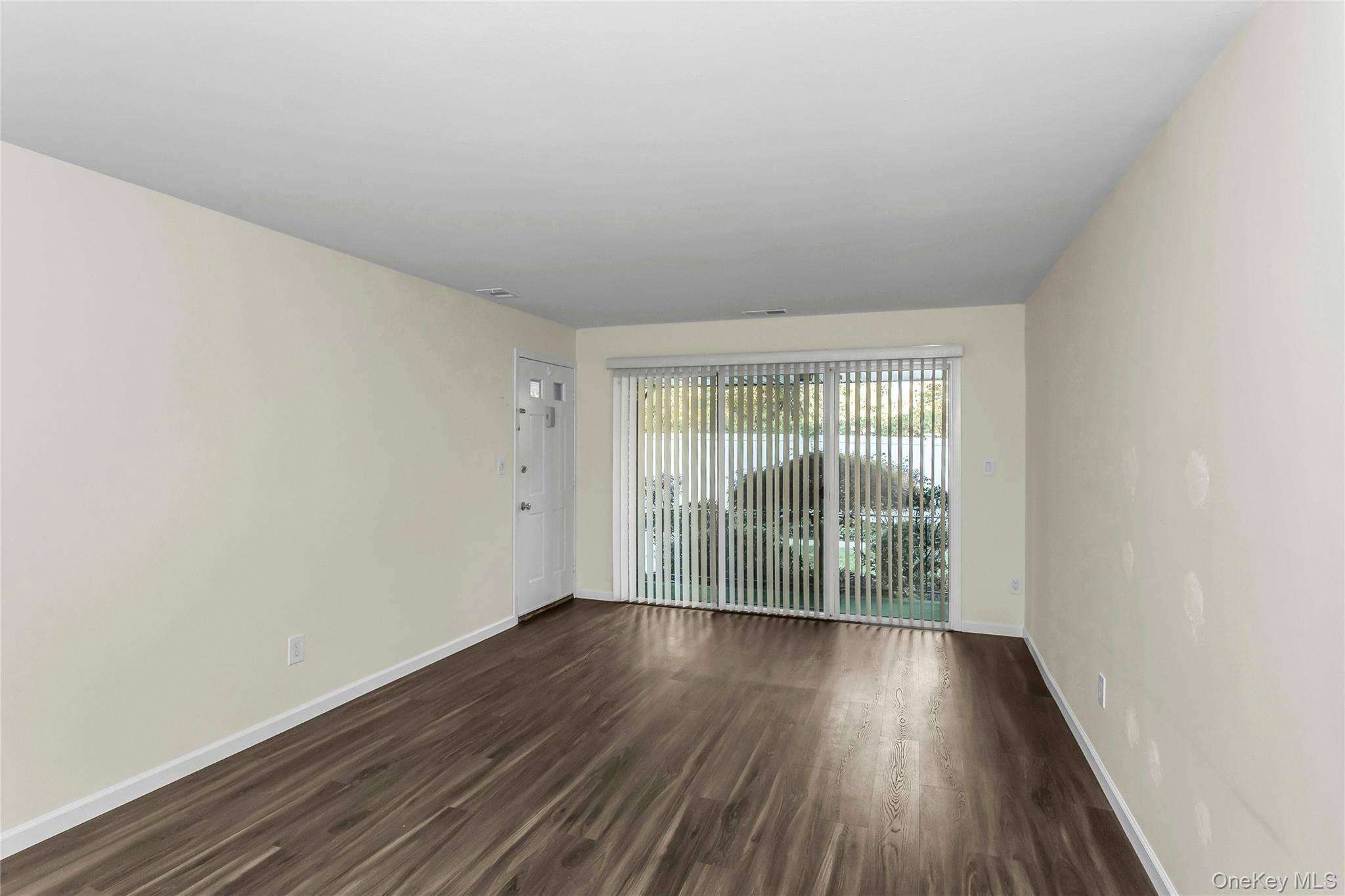Apartamento com 2 Quartos à Venda em Plainview - Nova Iorque - EUA - 5