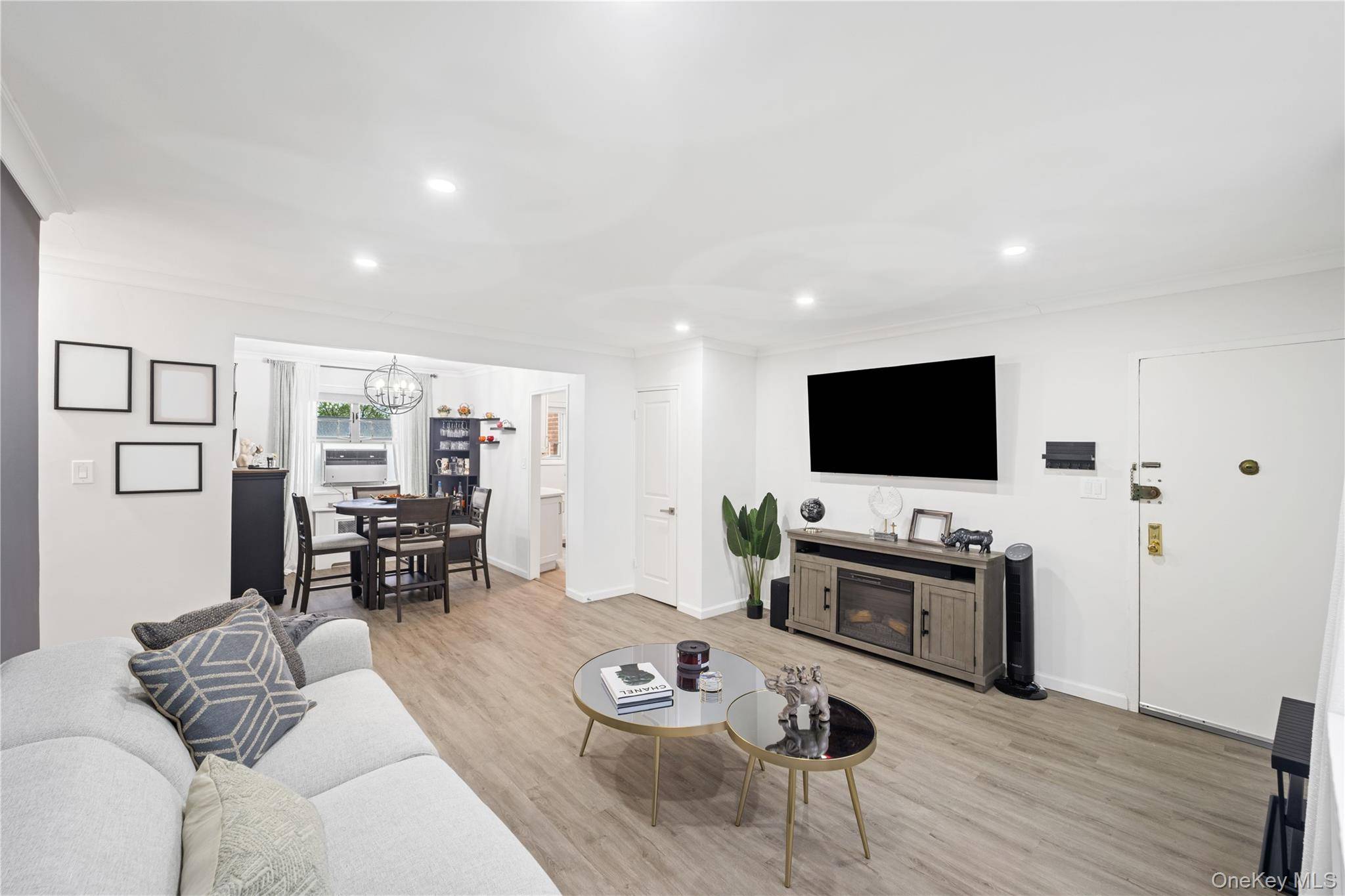 Apartamento com 2 Quartos à Venda em Queens Village - Nova Iorque - EUA - 6