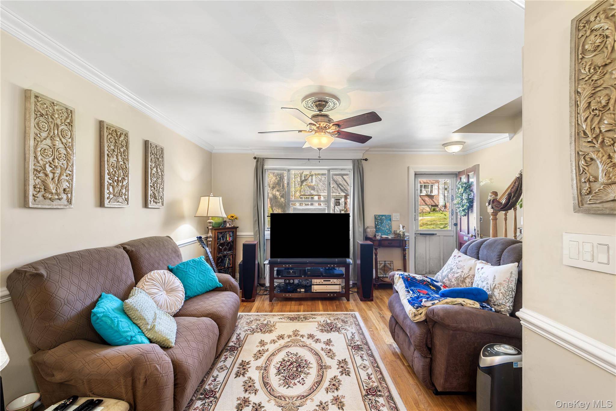 2 Bedroom Apartment for Sale in Queens Village - New York - USA - 3