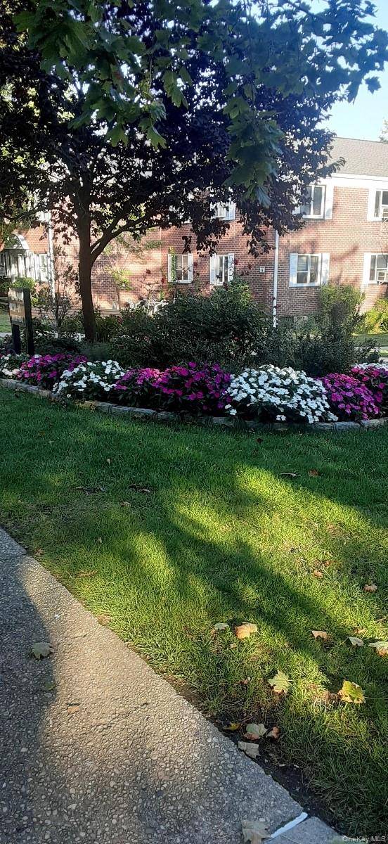 Apartamento com 2 Quartos à Venda em Queens Village - Nova Iorque - EUA - 2