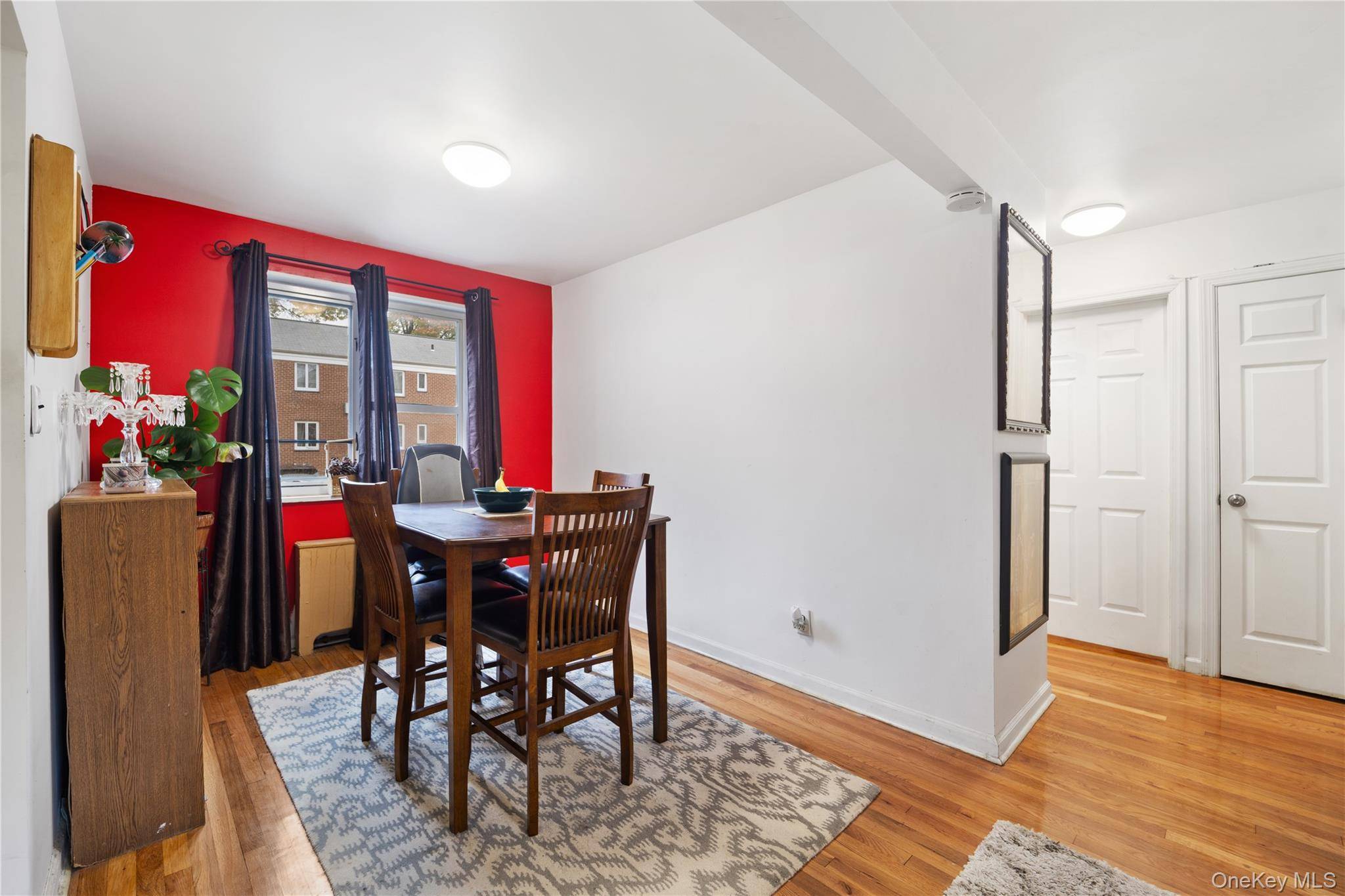 Apartamento com 2 Quartos à Venda em Queens Village - Nova Iorque - EUA - 3