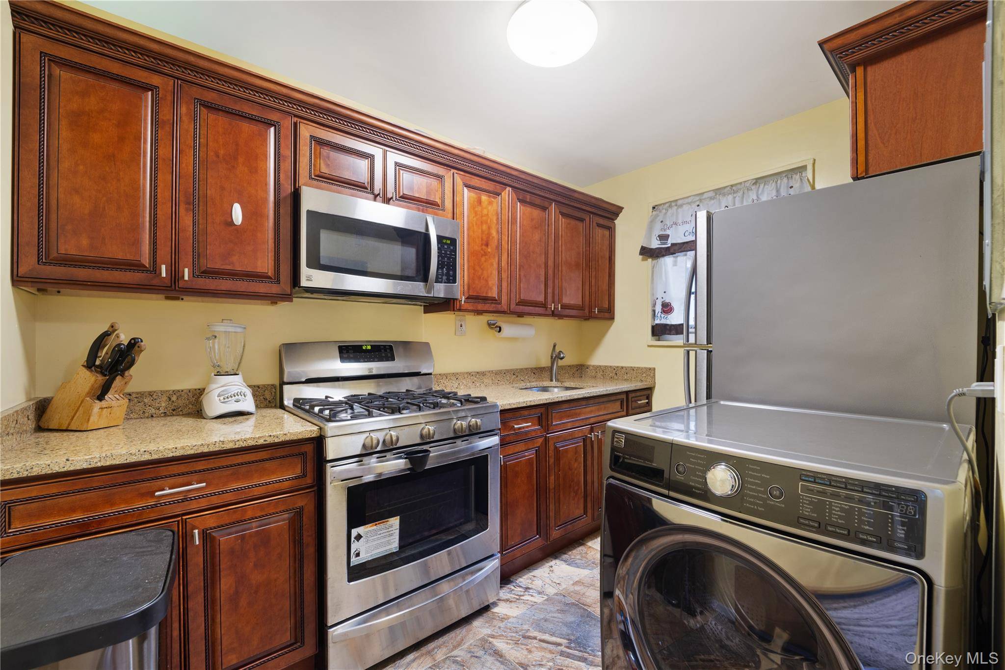Apartamento com 2 Quartos à Venda em Queens Village - Nova Iorque - EUA - 8