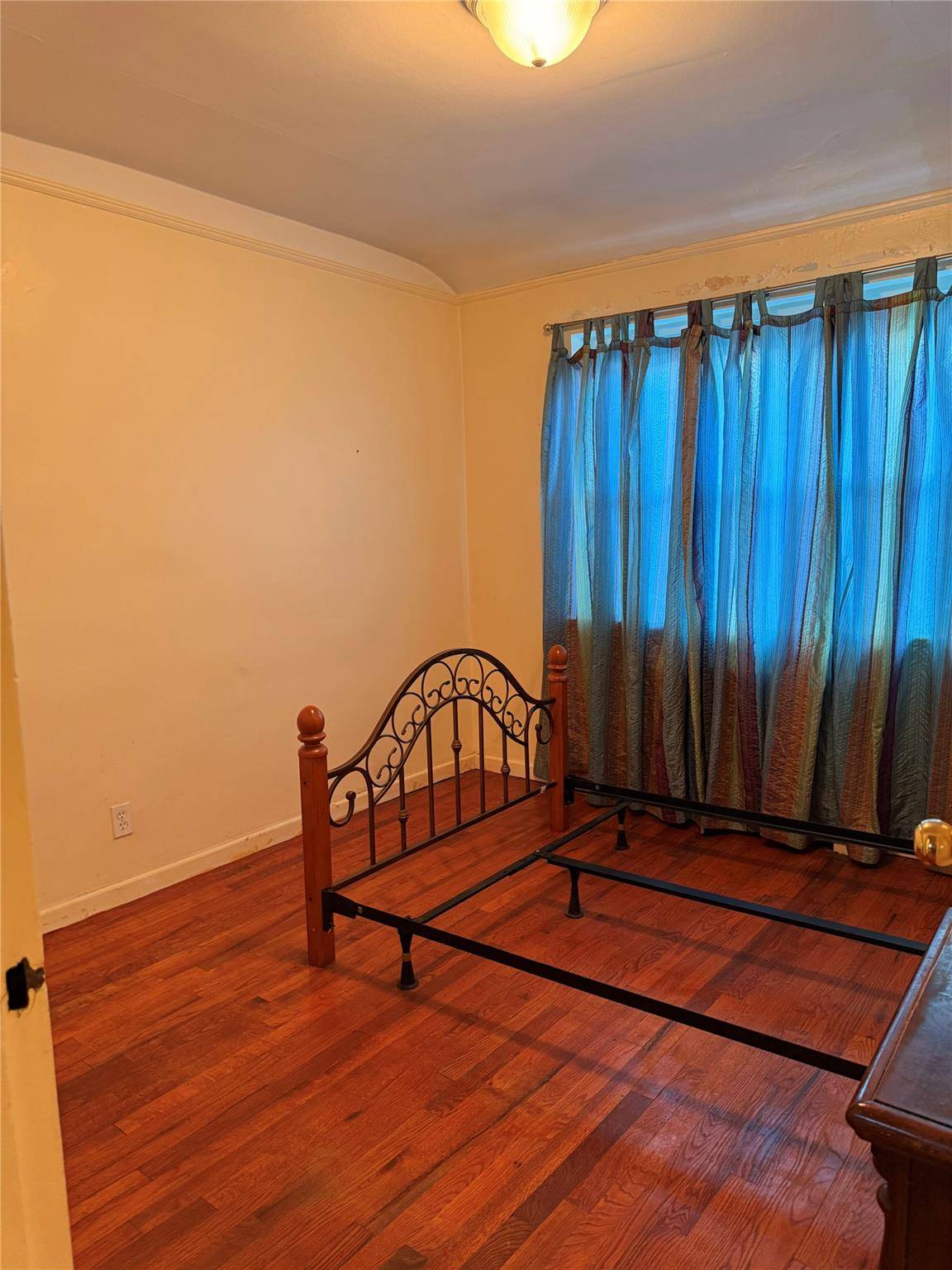 2 Bedroom Apartment for Sale in Queens Village - New York - USA - 7
