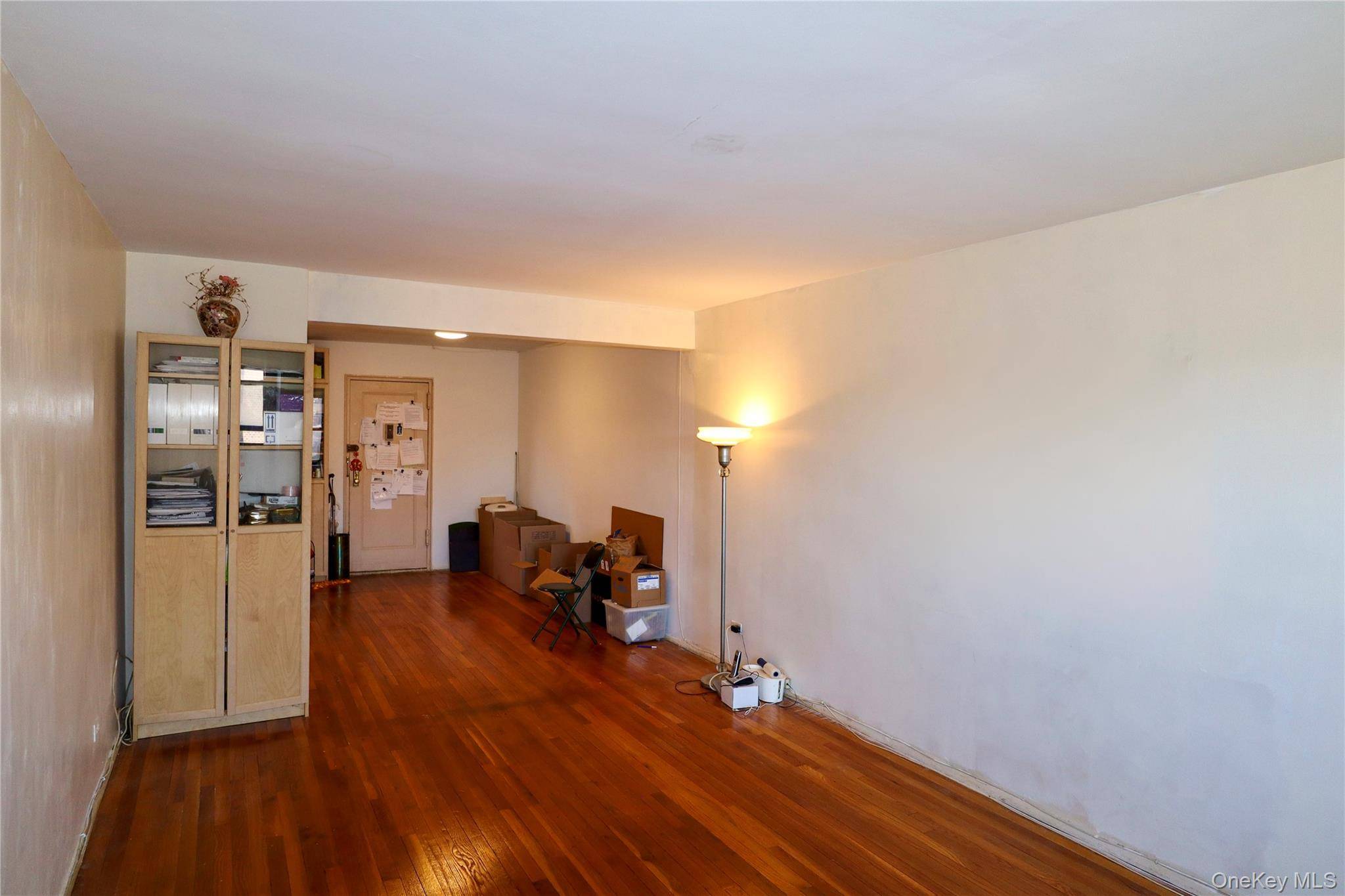 Apartamento con 2 Dormitorios en Venta en Queens Village - Nueva York - EE. UU. - 4