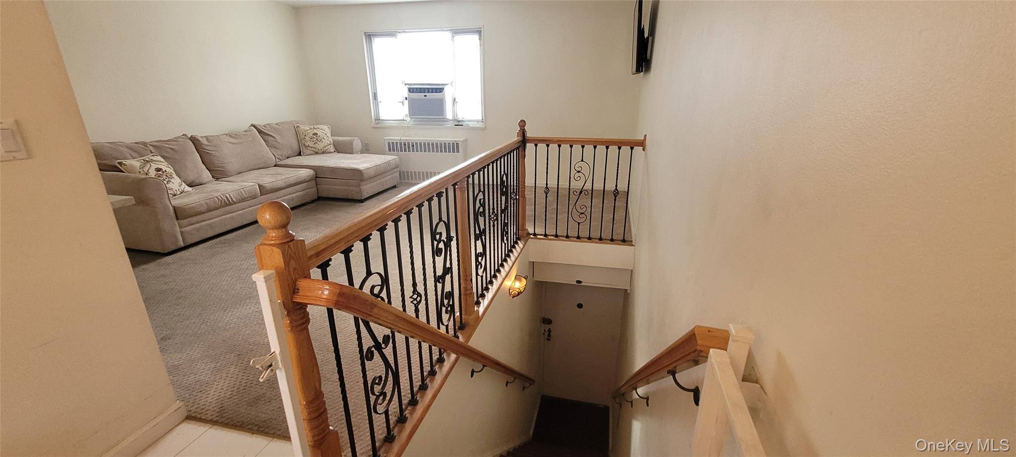 Apartamento com 2 Quartos à Venda em Queens Village - Nova Iorque - EUA - 3