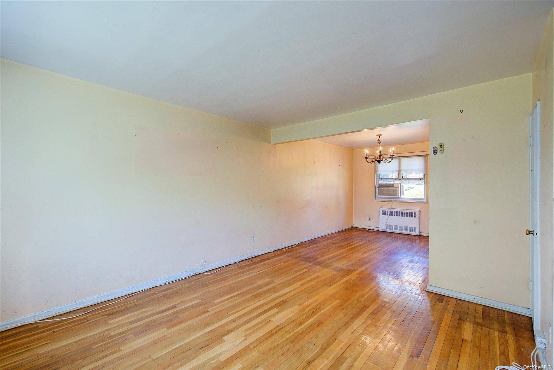 Apartamento com 2 Quartos à Venda em Queens Village - Nova Iorque - EUA - 7