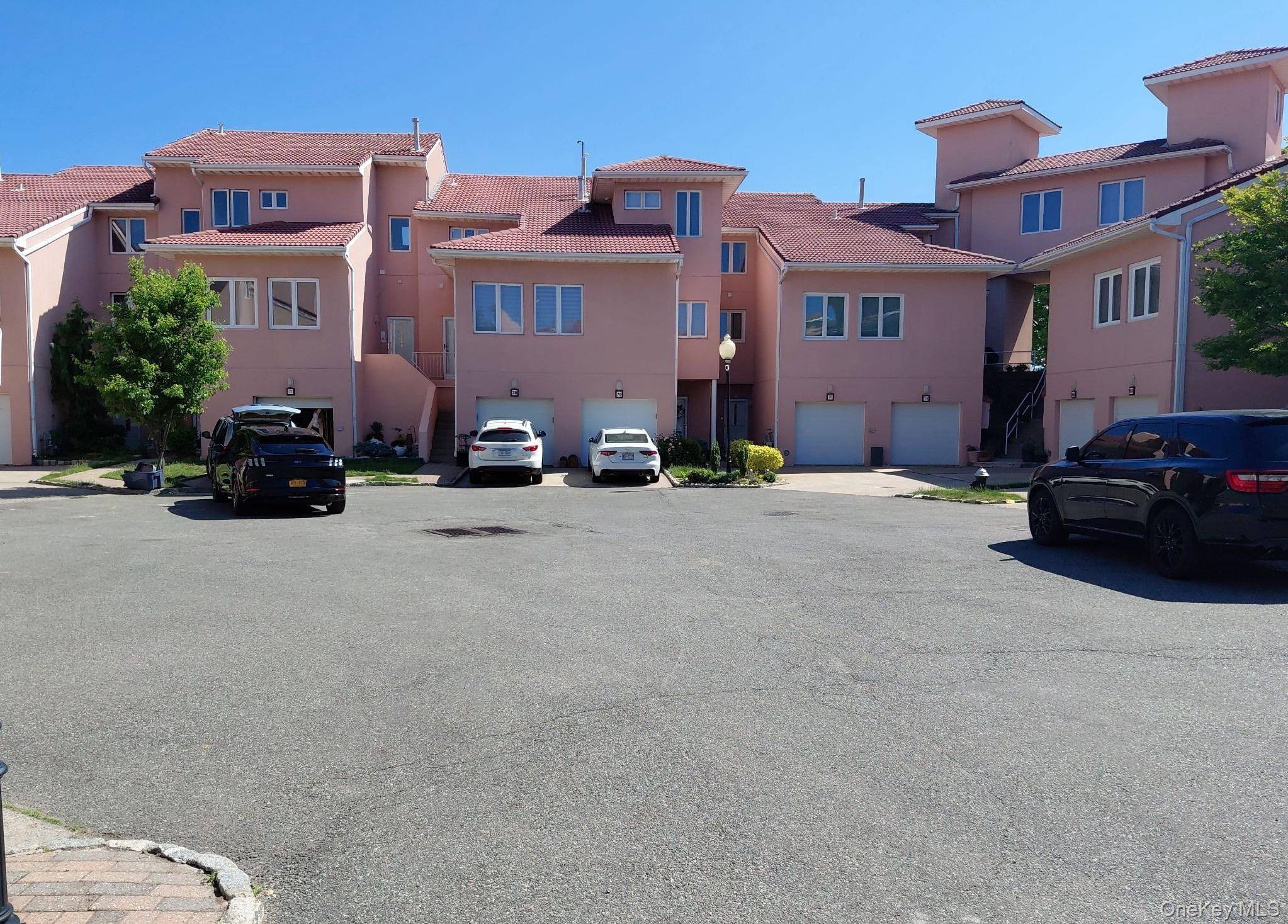 Apartamento com 2 Quartos à Venda em Staten Island - Nova Iorque - EUA - 3
