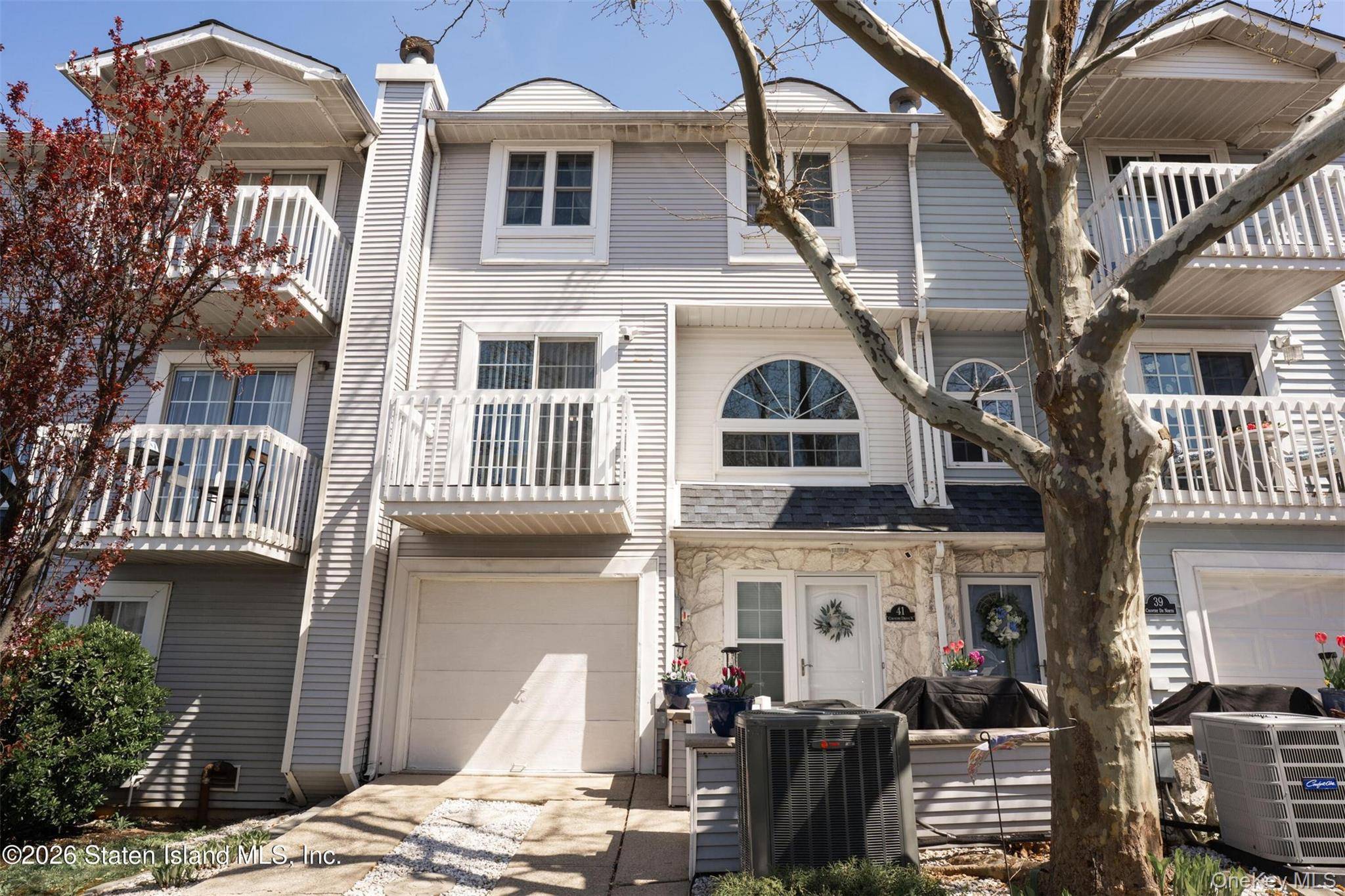 Apartamento com 2 Quartos à Venda em Staten Island - Nova Iorque - EUA - 3