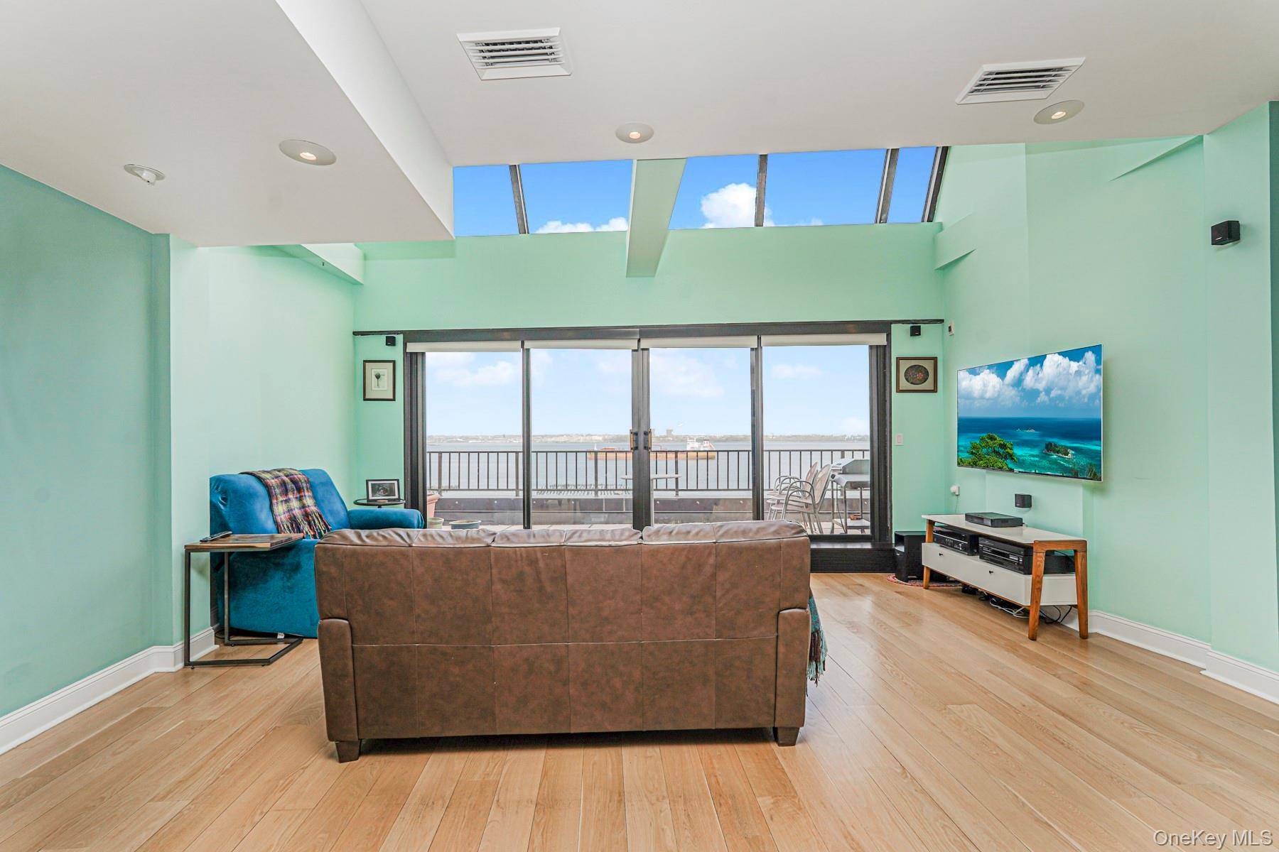 Apartamento com 2 Quartos à Venda em Staten Island - Nova Iorque - EUA - 3