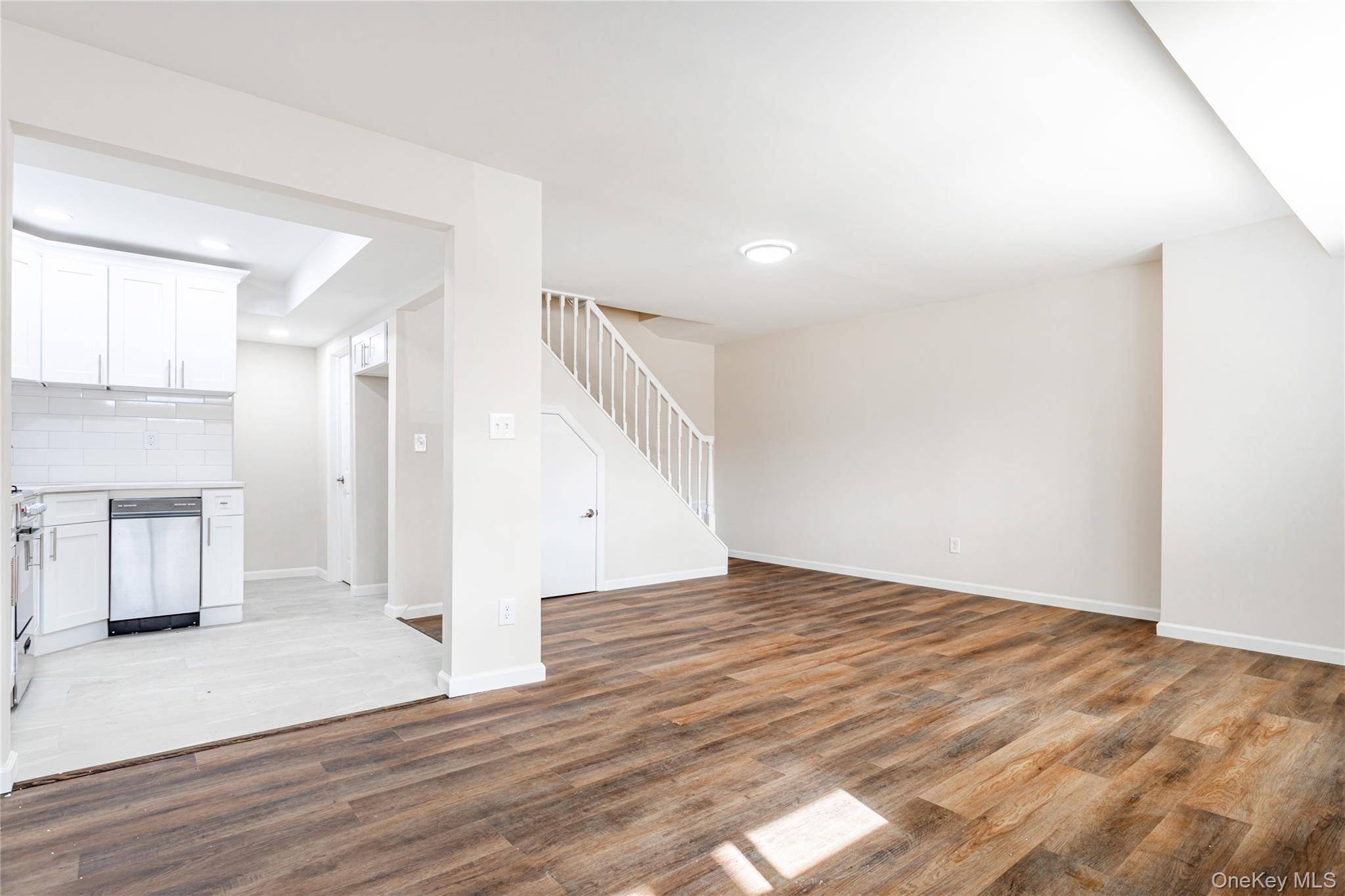Apartamento com 2 Quartos à Venda em Staten Island - Nova Iorque - EUA - 4