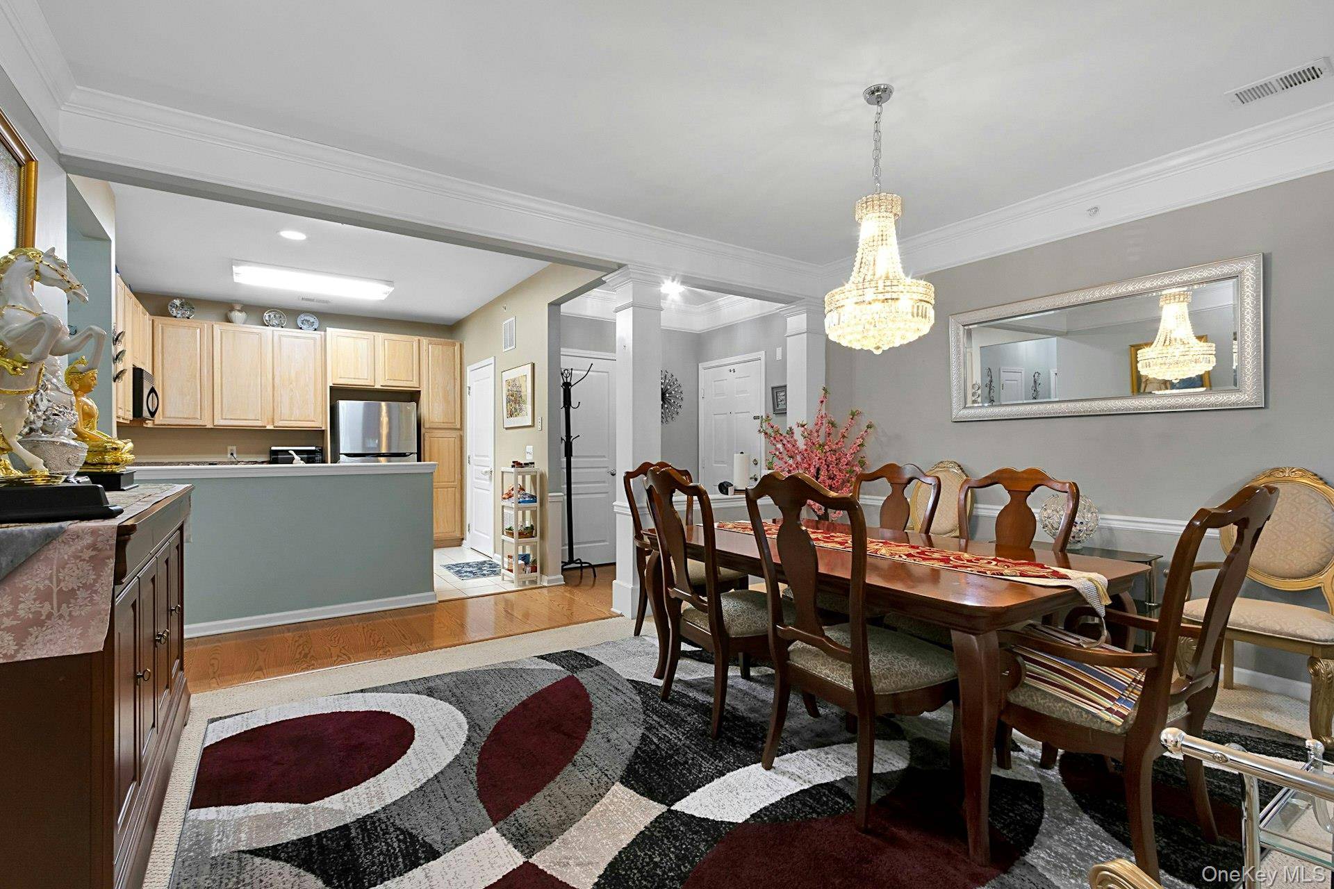 2 Bedroom Apartment for Sale in Suffern - New York - USA - 5