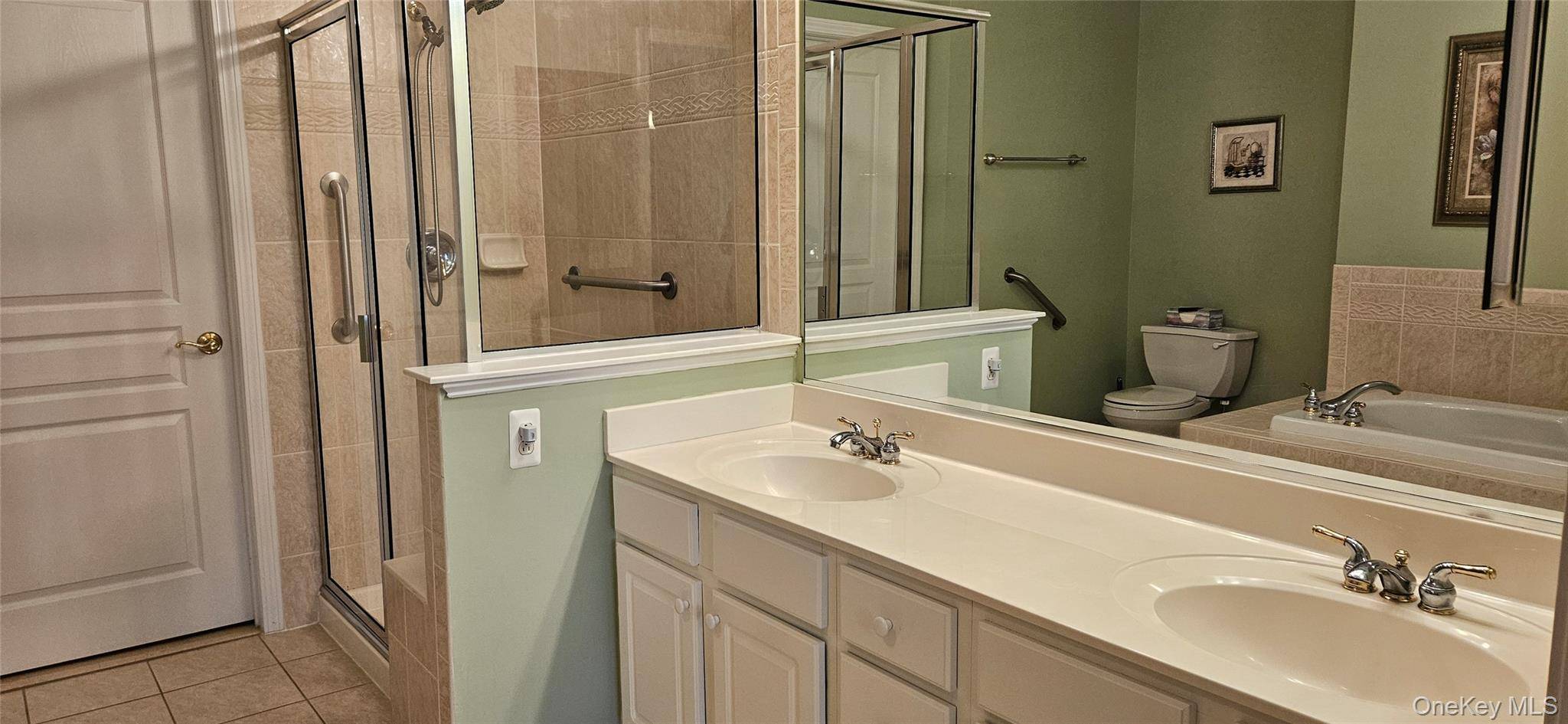 2 Bedroom Apartment for Sale in Suffern - New York - USA - 7