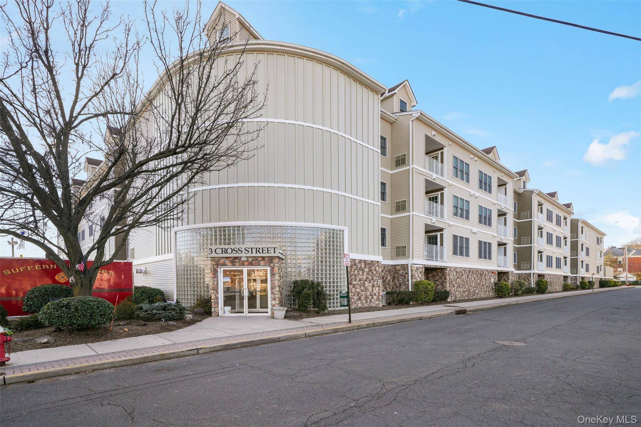 Apartamento con 2 Dormitorios en Venta en Suffern - Nueva York - EE. UU. - 2