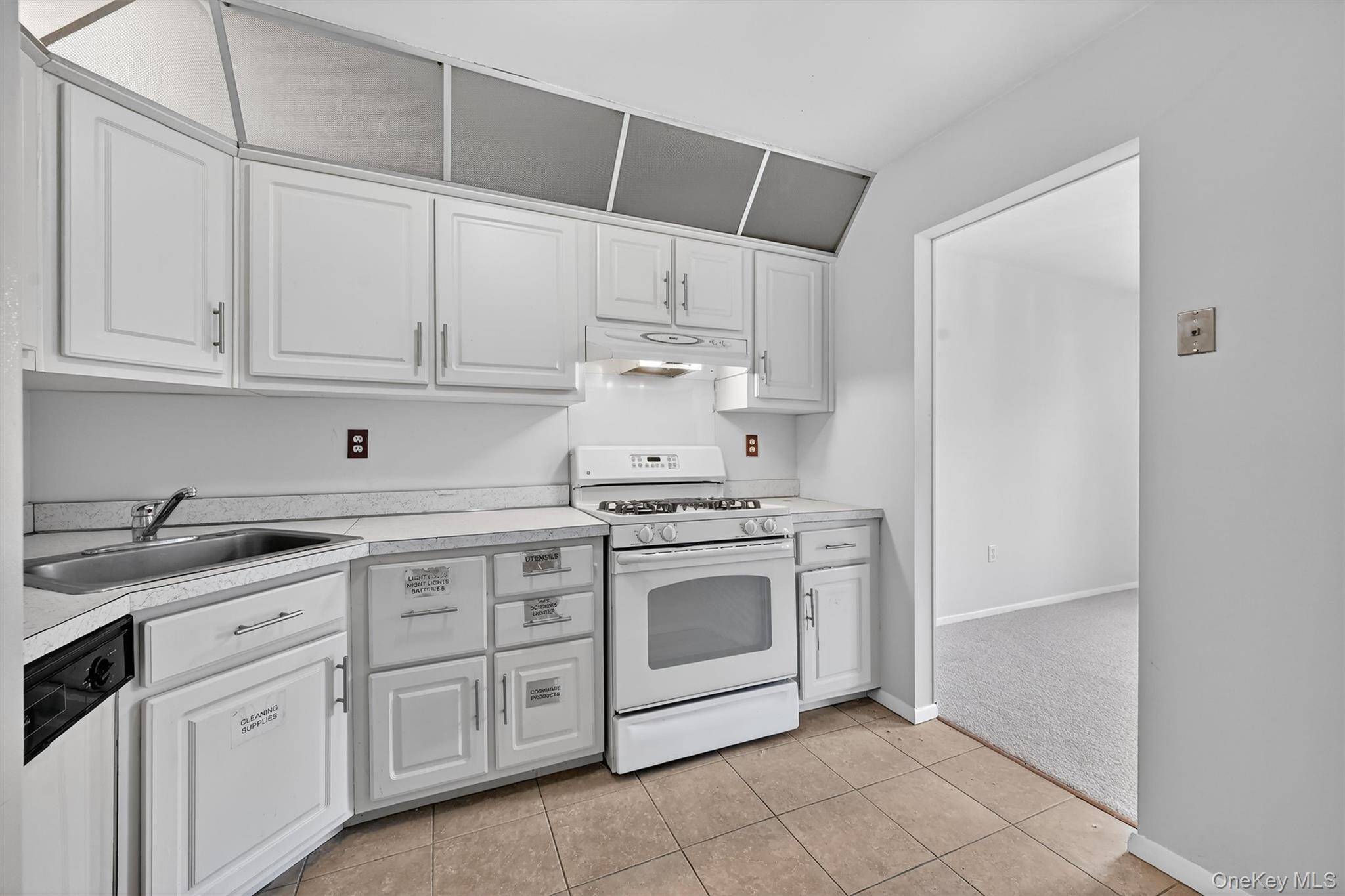 Apartamento com 2 Quartos à Venda em Suffern - Nova Iorque - EUA - 8