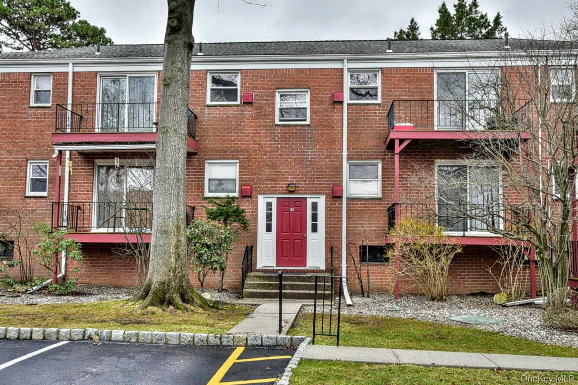 2-Bedroom Apartment for Sale in Suffern - New York - USA - 2