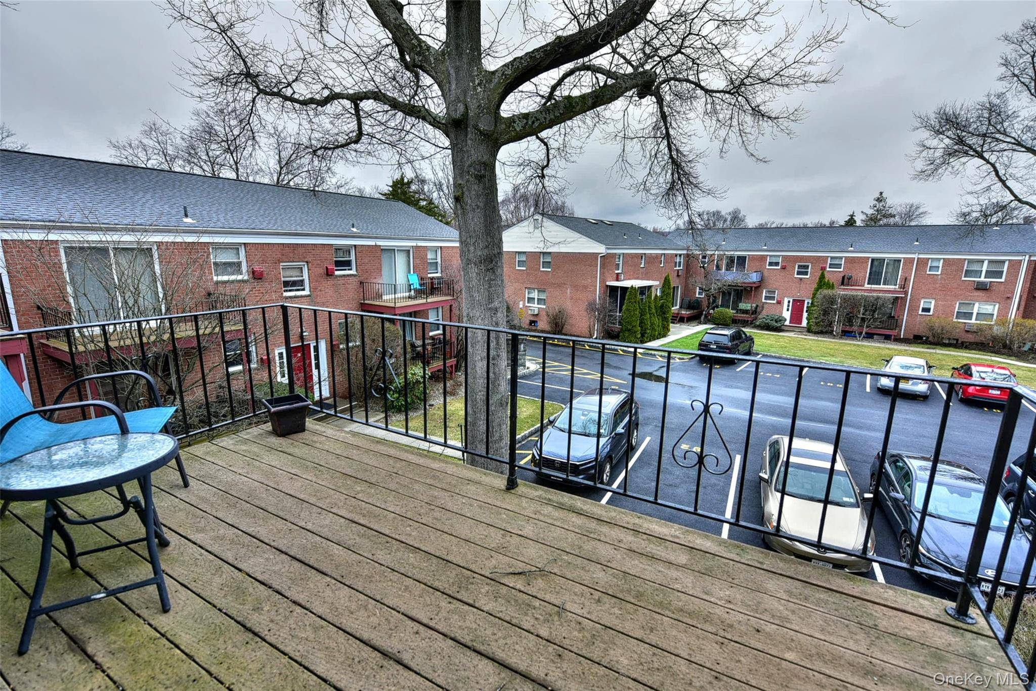 2-Bedroom Apartment for Sale in Suffern - New York - USA - 3