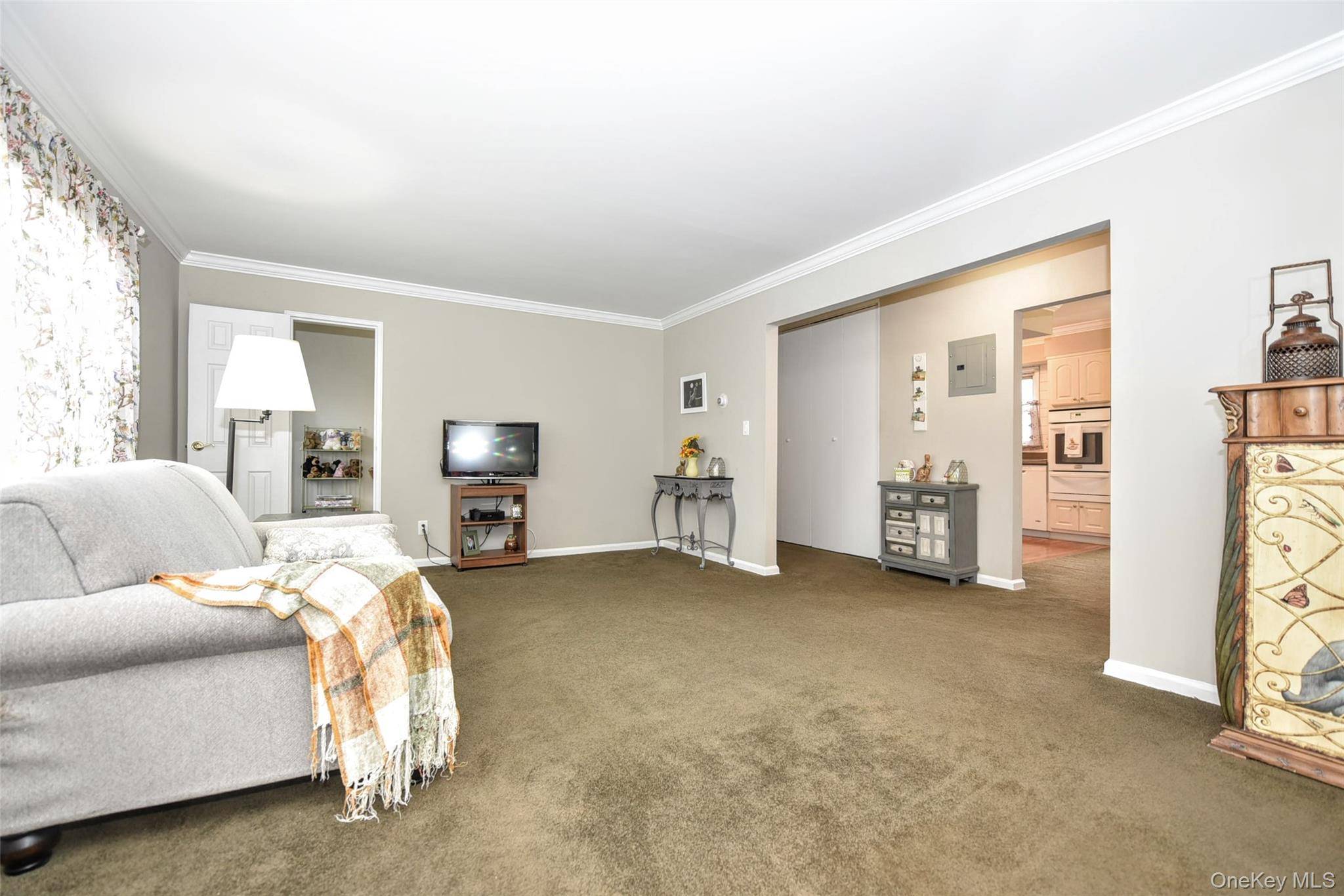 2-Bedroom Apartment for Sale in Suffern - New York - USA - 6