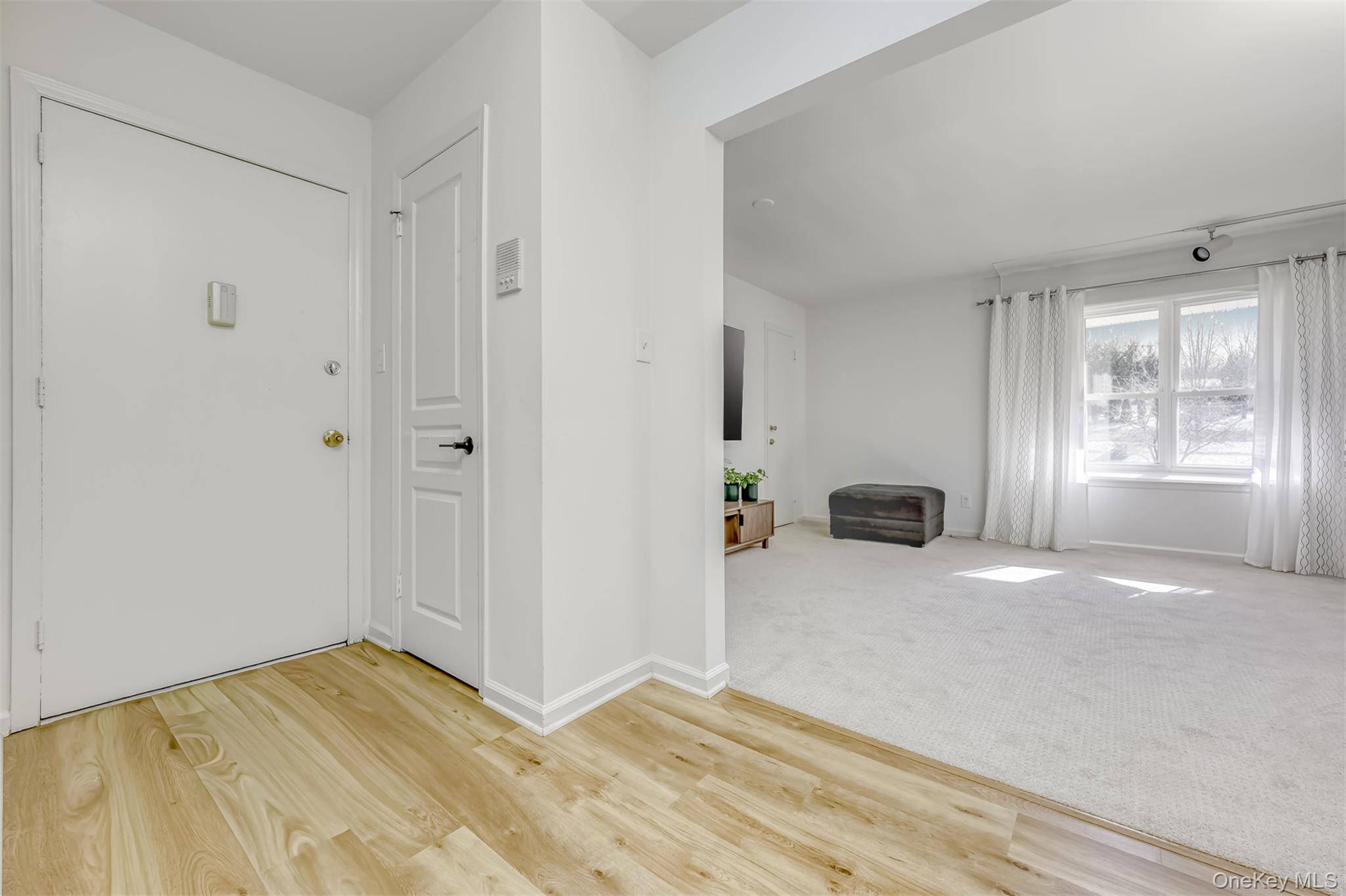 Apartamento com 2 Quartos à Venda em Suffern - Nova Iorque - EUA - 4