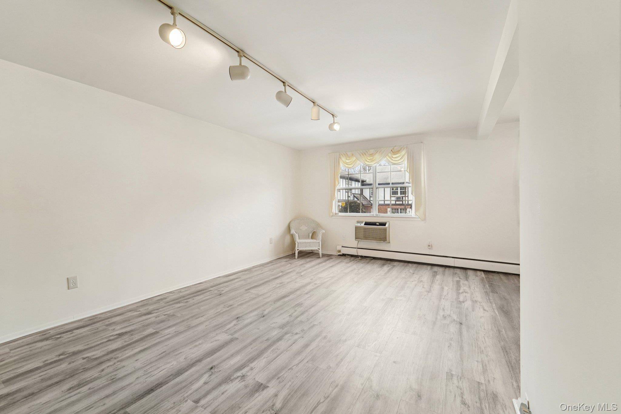Apartamento com 2 Quartos à Venda em Suffern - Nova Iorque - EUA - 5