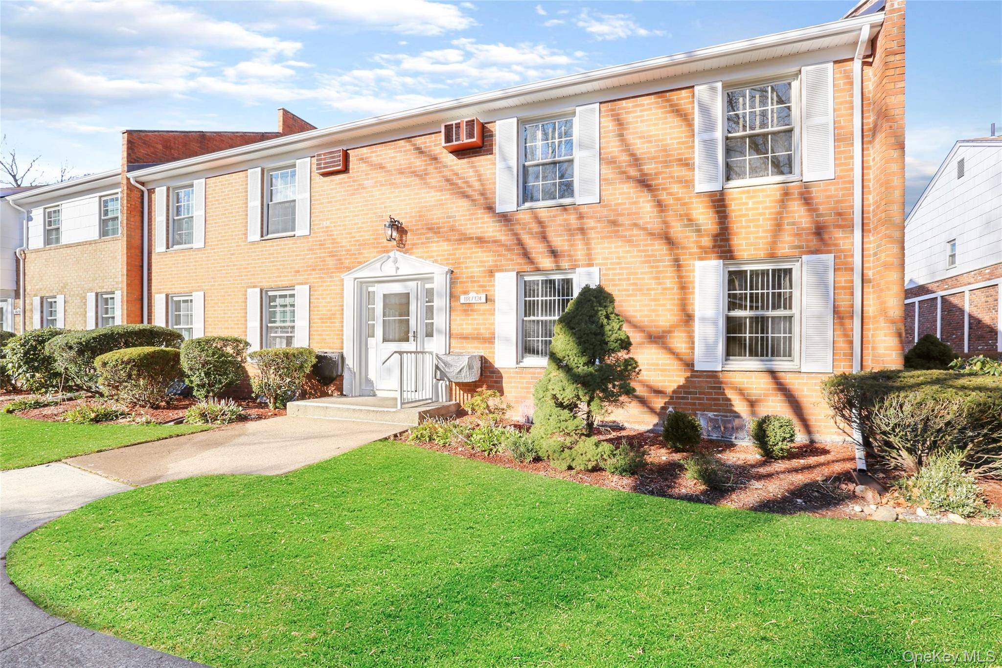 Apartamento com 2 Quartos à Venda em Suffern - Nova Iorque - EUA - 2