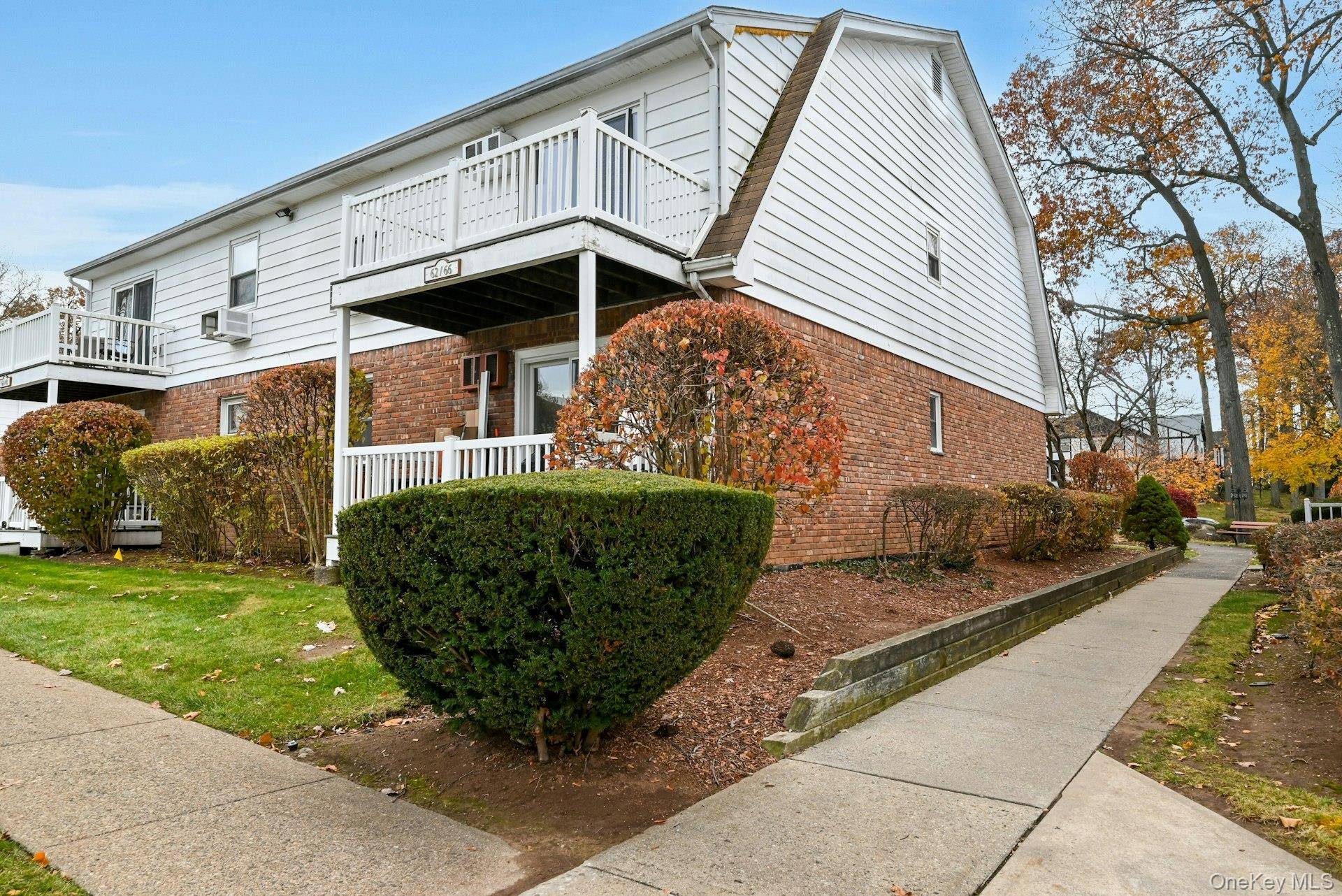 Apartamento com 2 Quartos à Venda em Suffern - Nova Iorque - EUA - 1