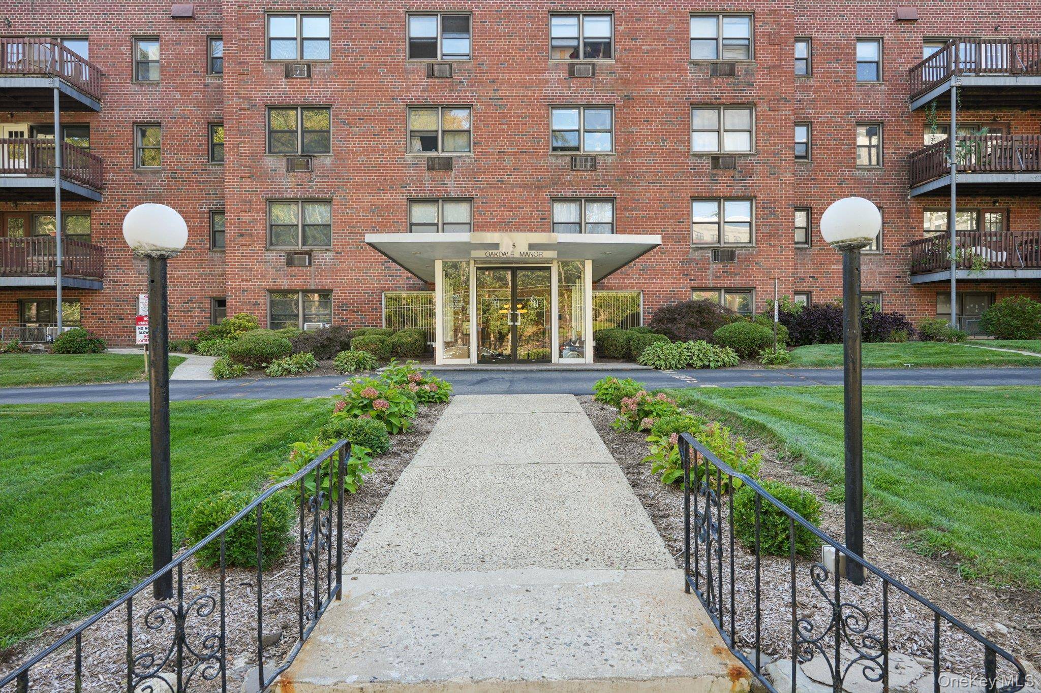 Apartamento com 2 Quartos à Venda em Suffern - Nova Iorque - EUA - 4