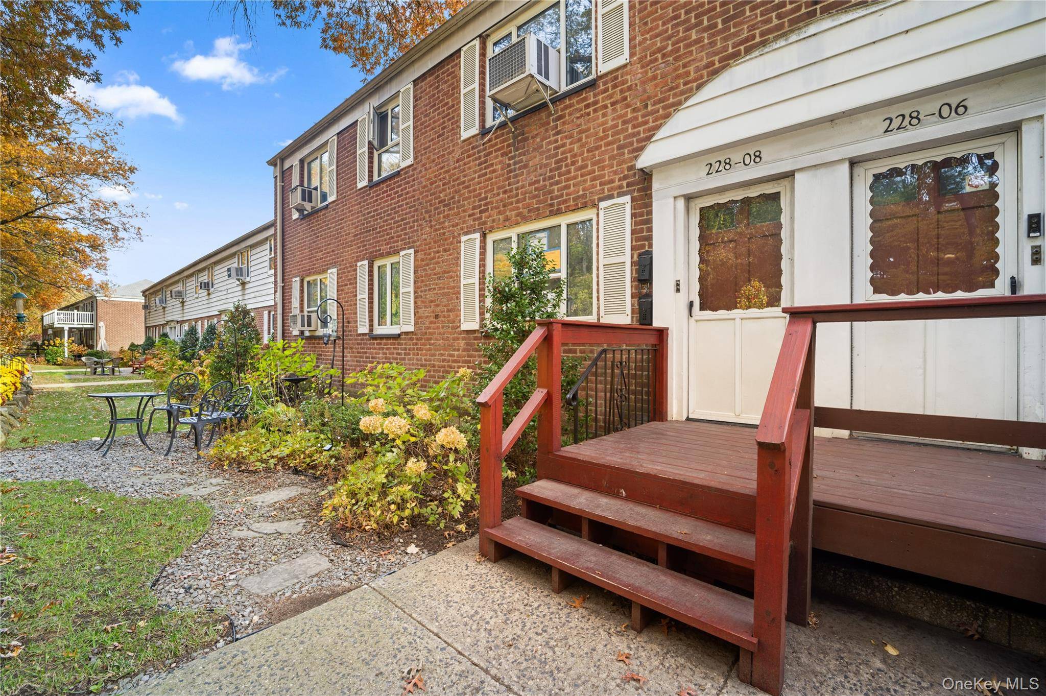 Apartamento com 3 Quartos à Venda em Queens Village - Nova Iorque - EUA - 2