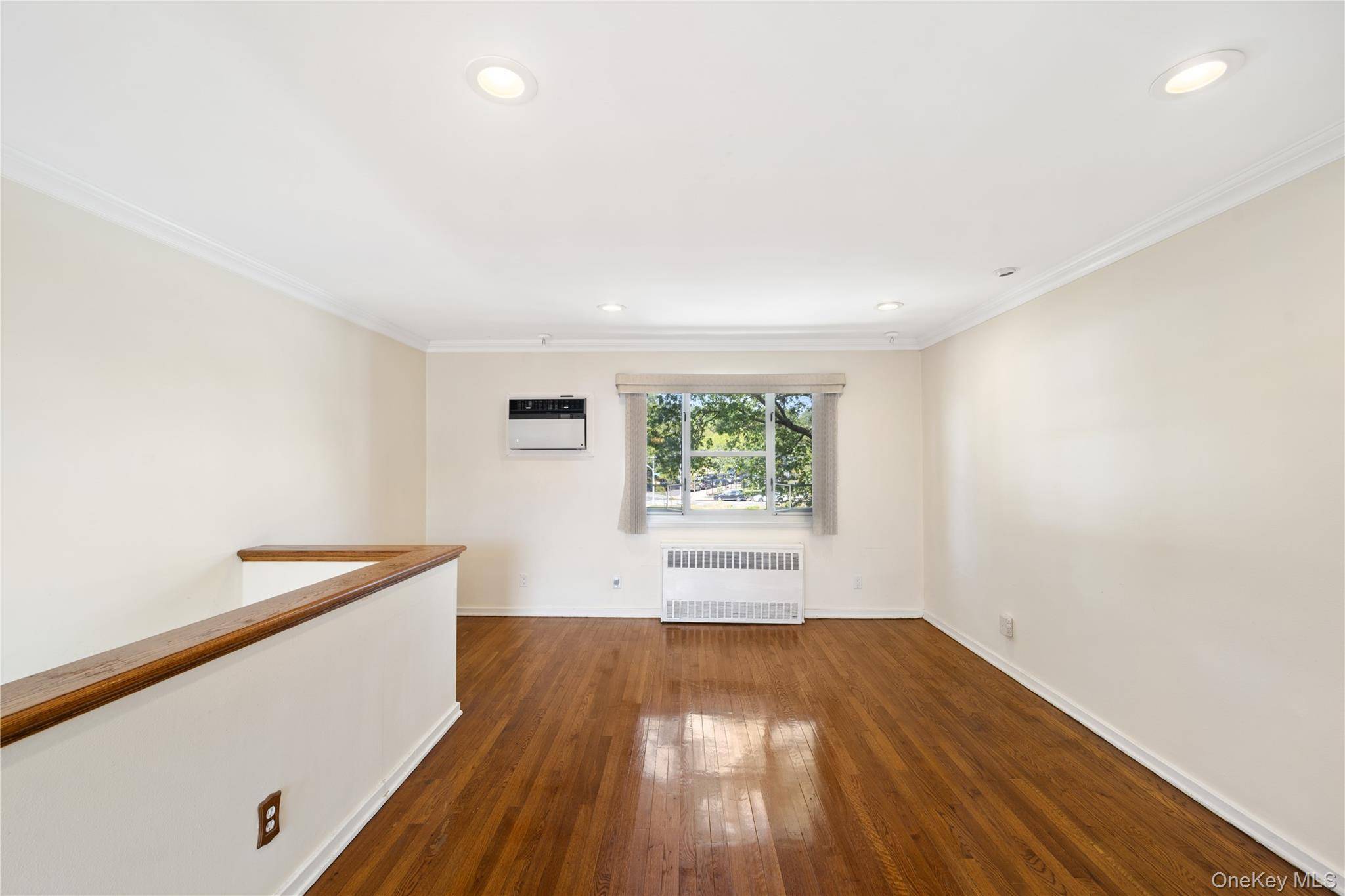 Apartamento com 3 Quartos à Venda em Queens Village - Nova Iorque - EUA - 4