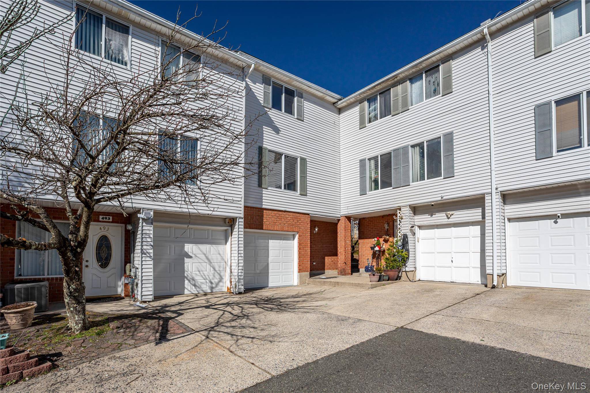 Apartamento com 3 Quartos à Venda em Staten Island - Nova Iorque - EUA - 1