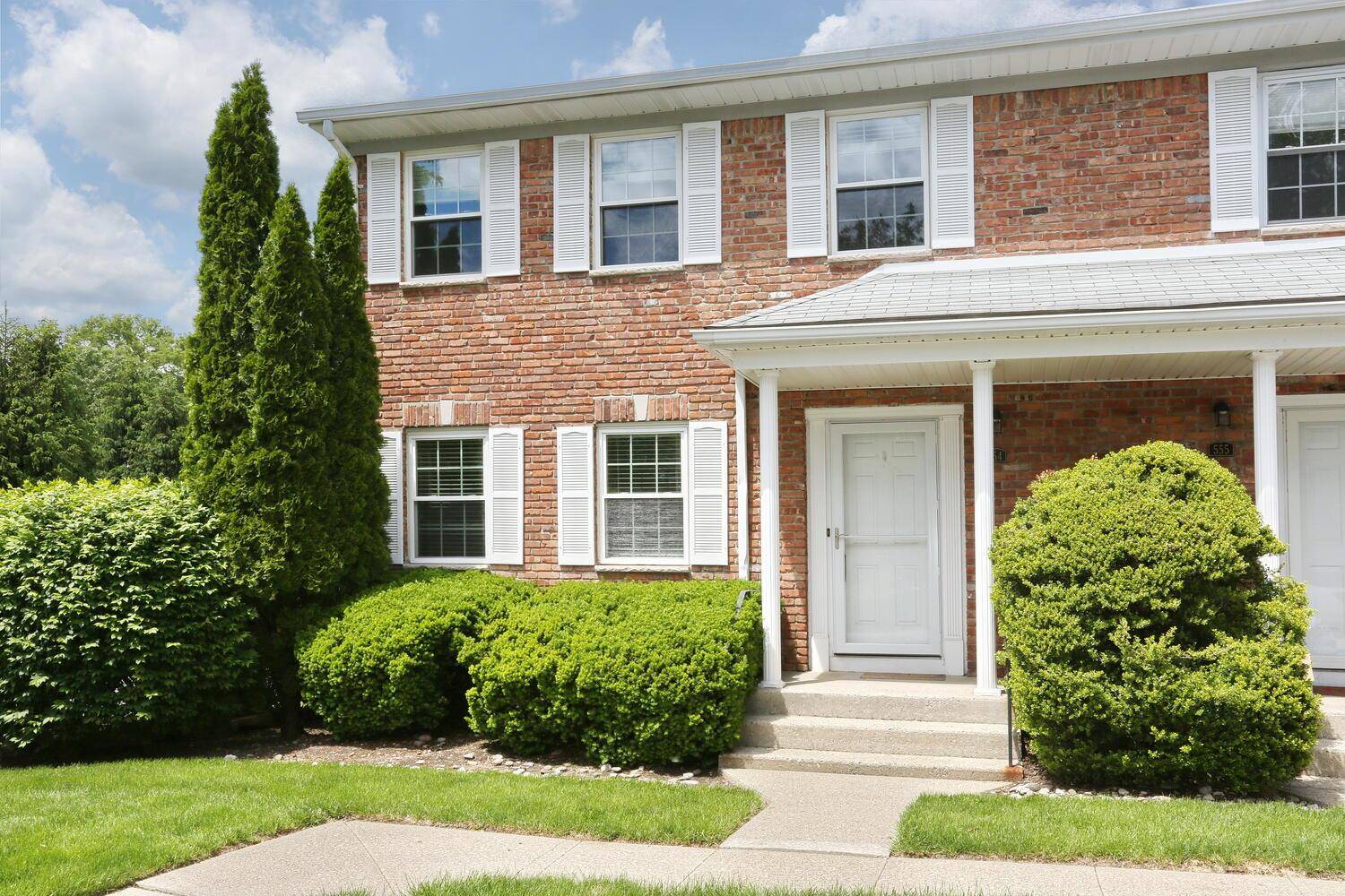 Apartamento com 3 Quartos à Venda em Suffern - Nova Iorque - EUA - 3