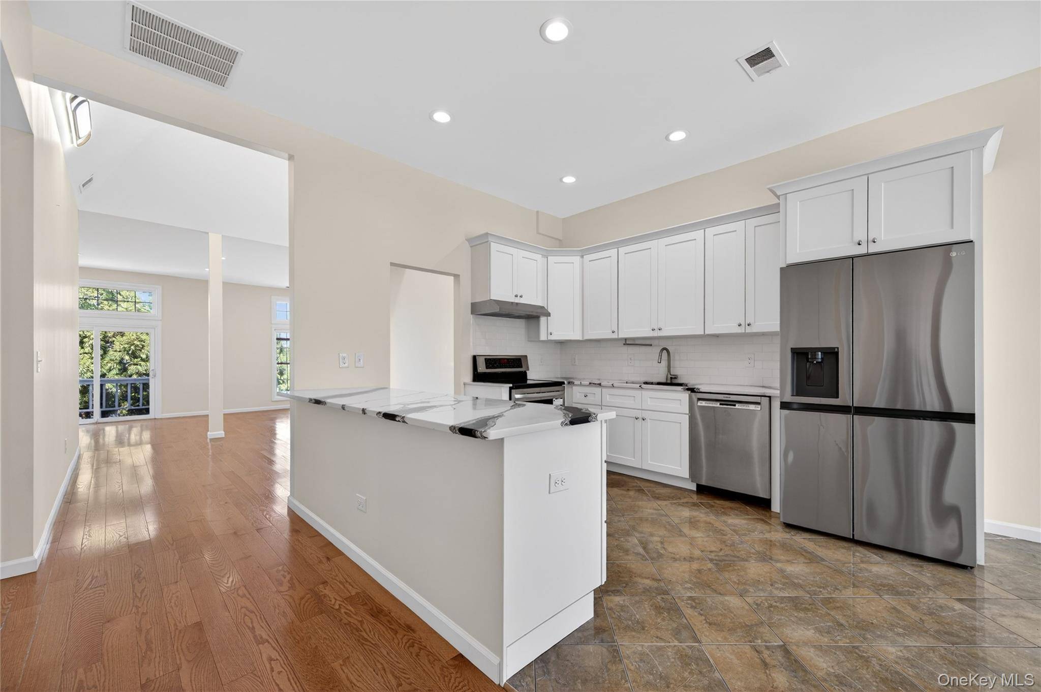 Apartamento com 3 Quartos à Venda em Syosset - Nova Iorque - EUA - 6