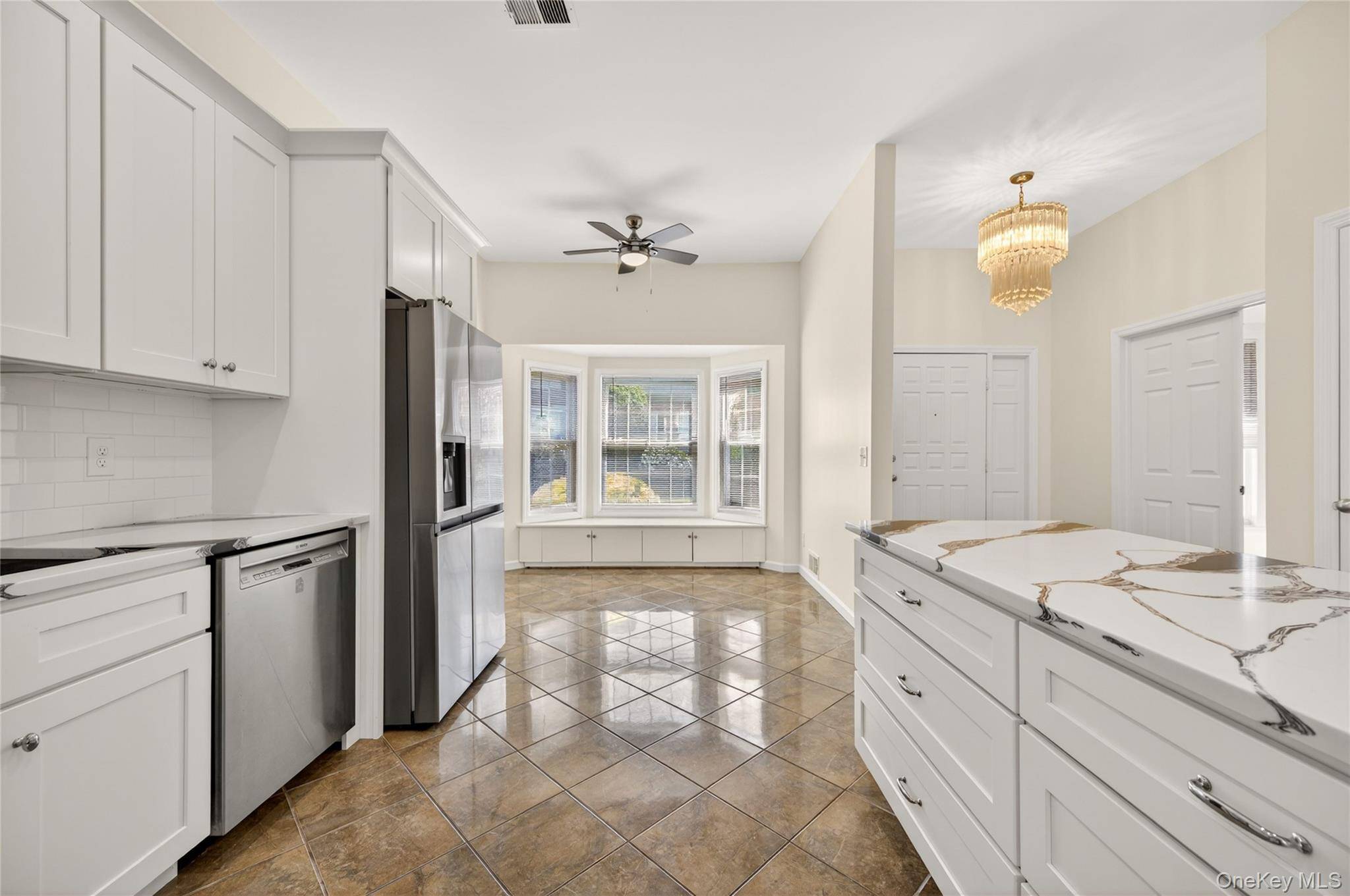 Apartamento com 3 Quartos à Venda em Syosset - Nova Iorque - EUA - 8
