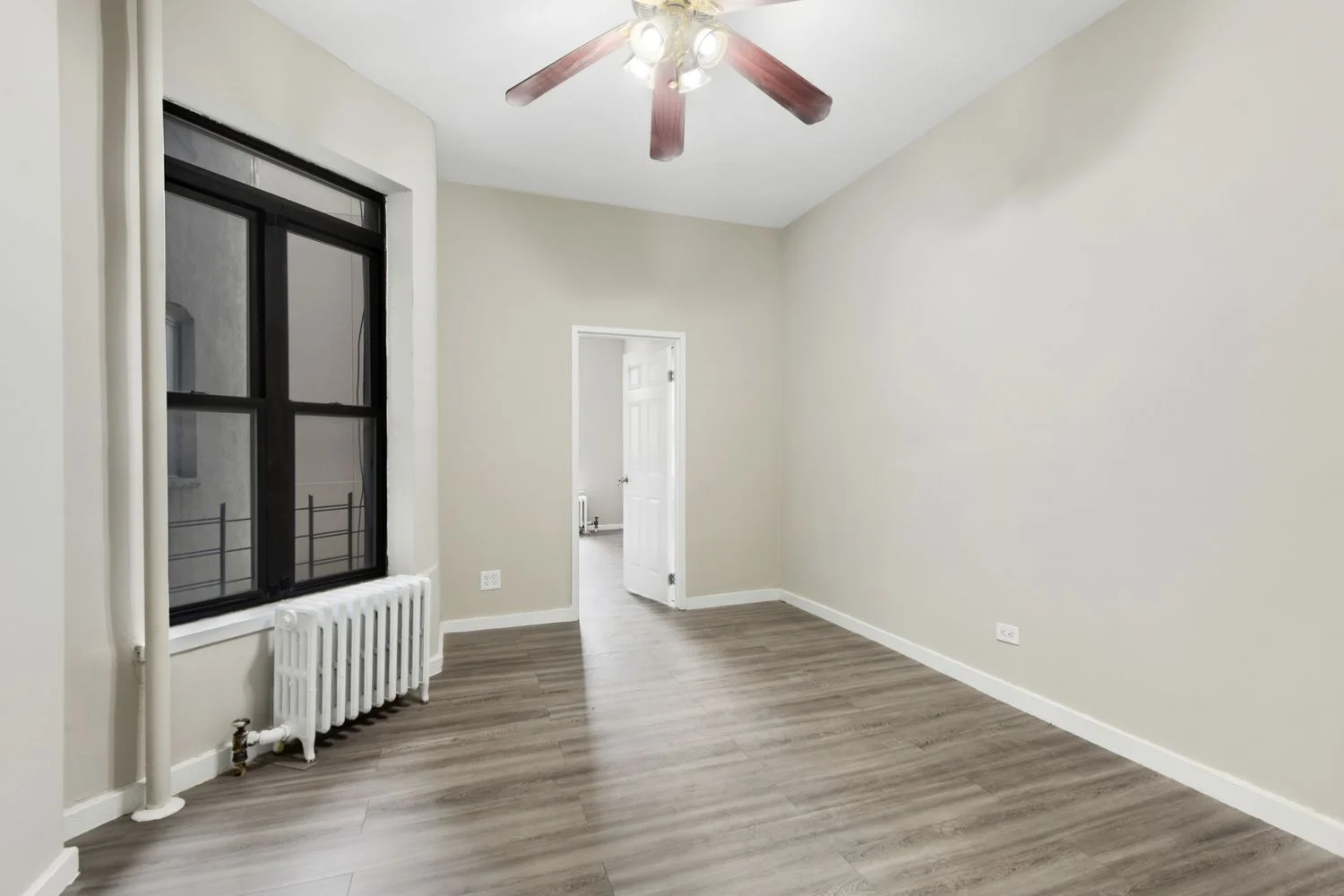 Appartement 1 Chambre à Vendre au 1777 Madison Avenue – Manhattan – New York – NY - 1