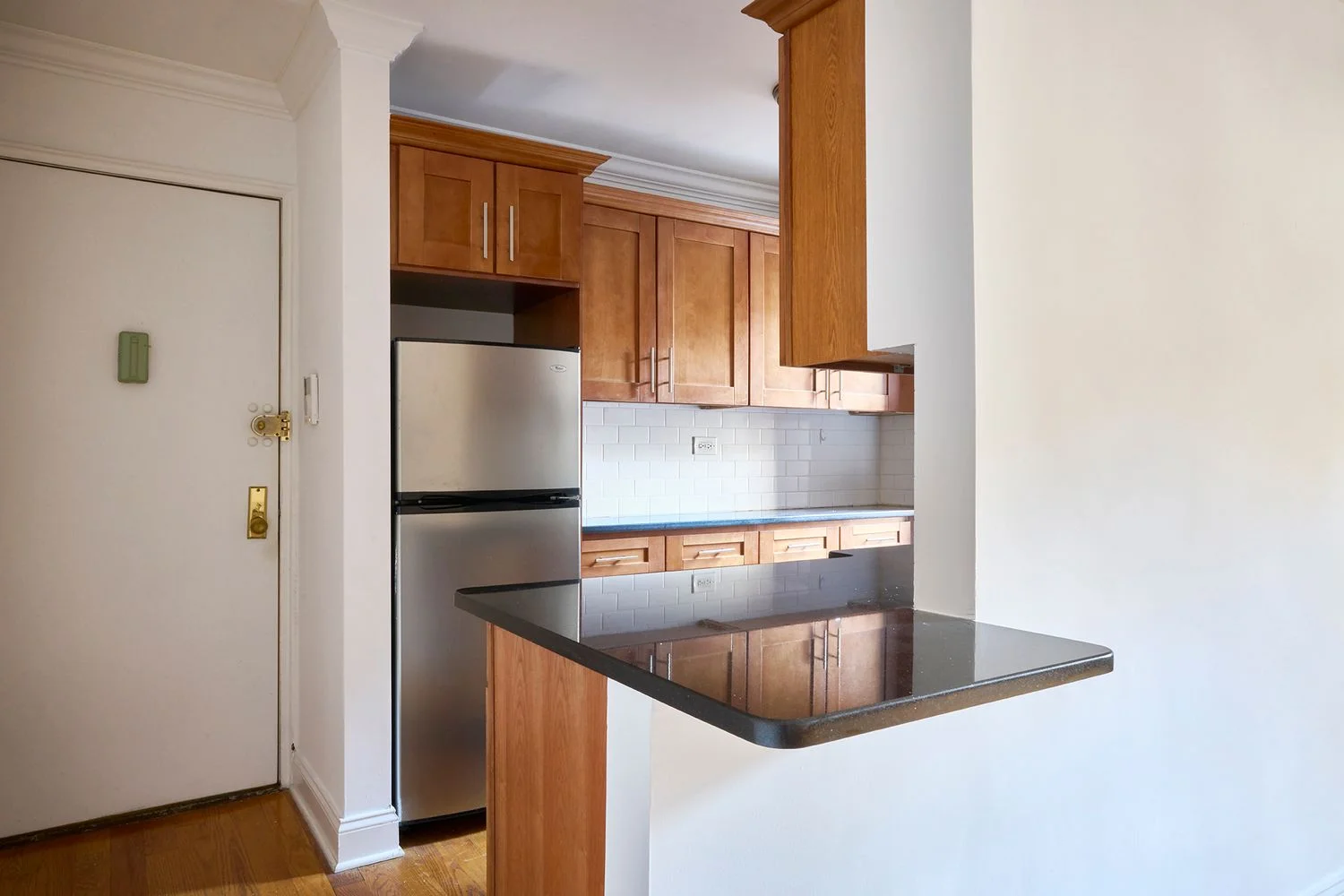 Apartamento de 1 Dormitório à Venda em 245 Bennett Avenue – Manhattan, Nova Iorque – NY - 1